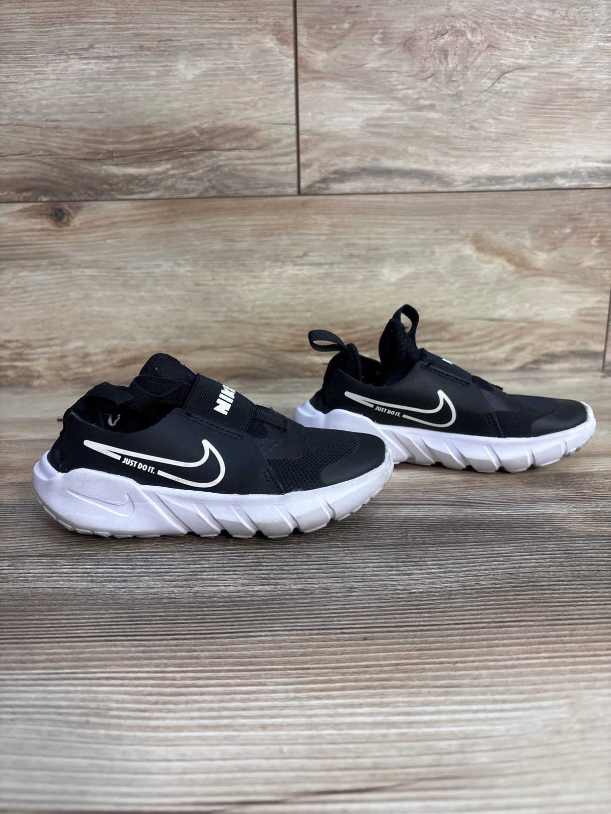 Nike Flex Runner 2 PS 'Black White' Sneakers sz 11c