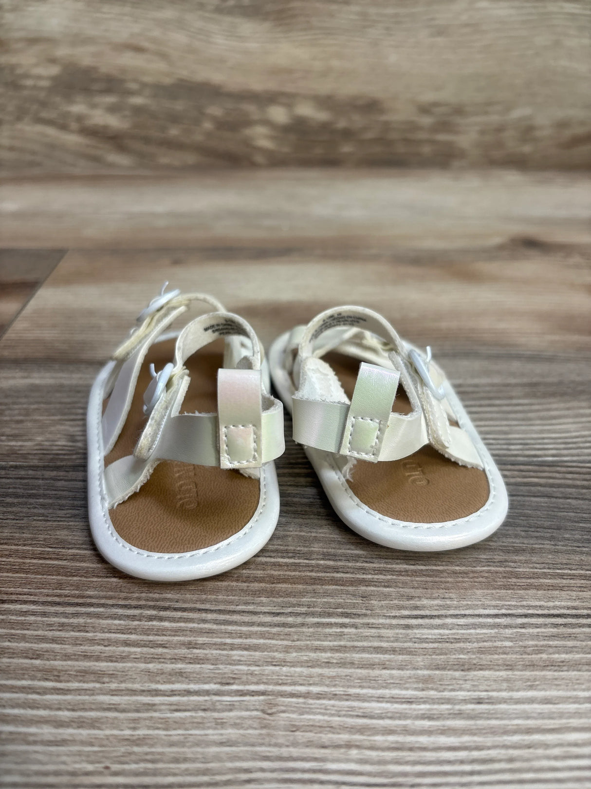 Old Navy Iridescent Strappy Sandals sz 6-12m - Me n Mommy To Be