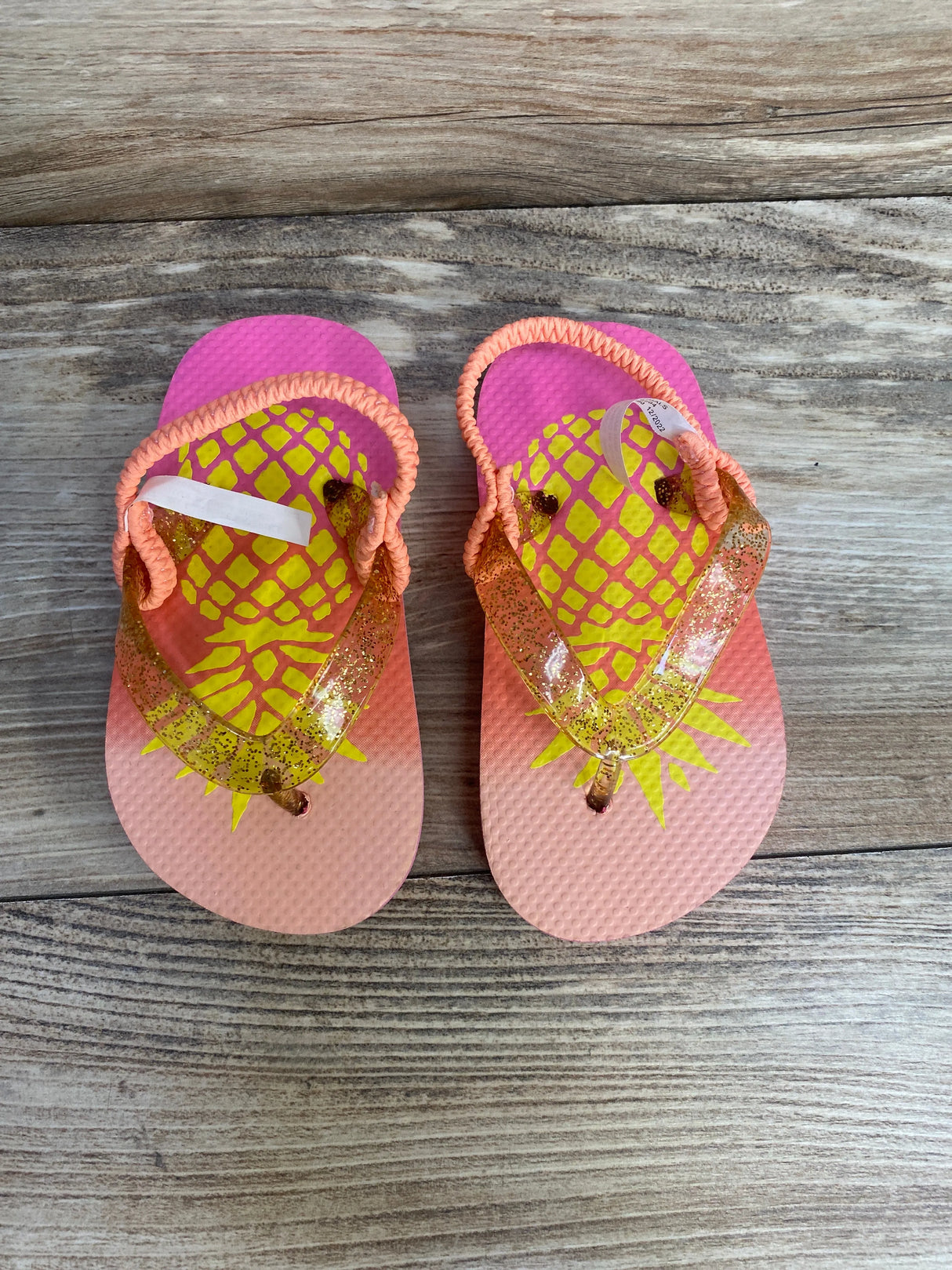 Children's Place Foil Pineapple Flip Flops sz 6/7c