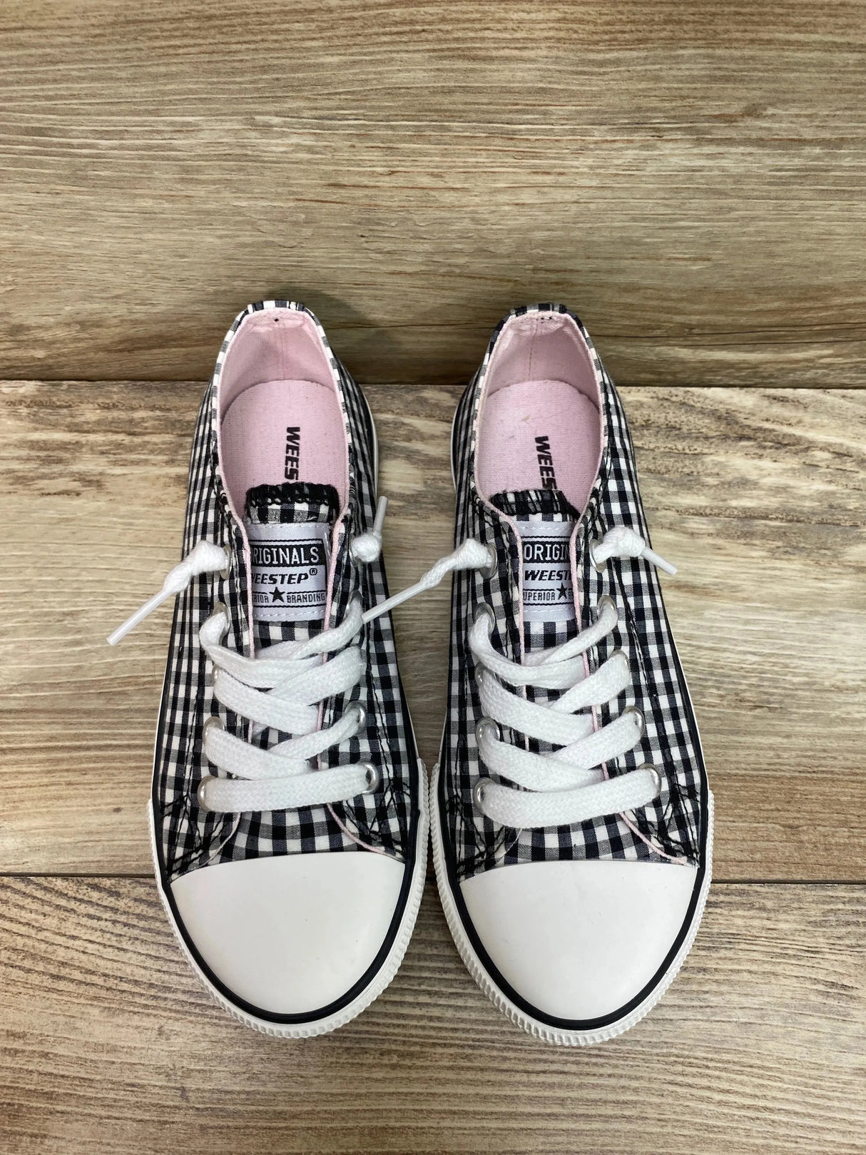 Weestep Gingham Low Top Sneakers Black/White sz 1Y