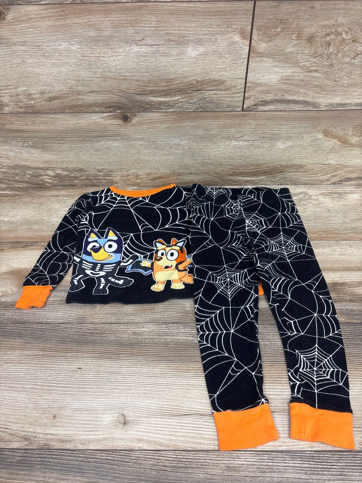 Bluey 2pc Halloween Pajama Set Black sz 4T