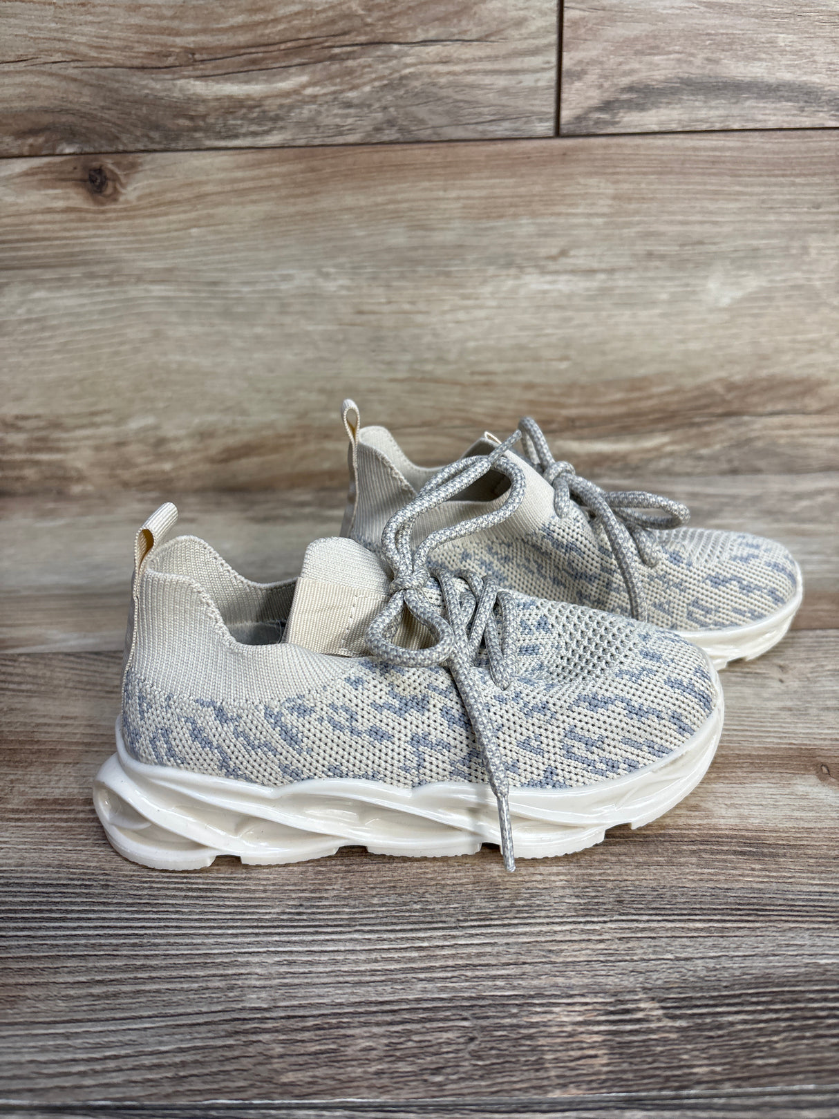 Dadawen Breathable Mesh Tennis Shoes, Beige sz 10c