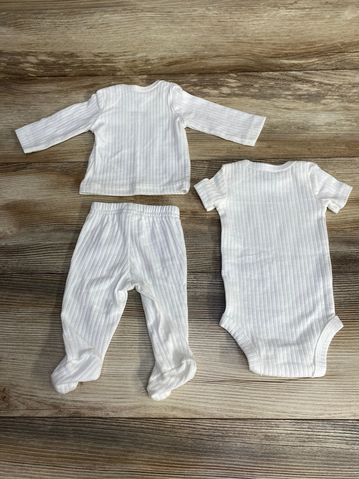 Just One You 3pc Bodysuit Set White sz Preemie