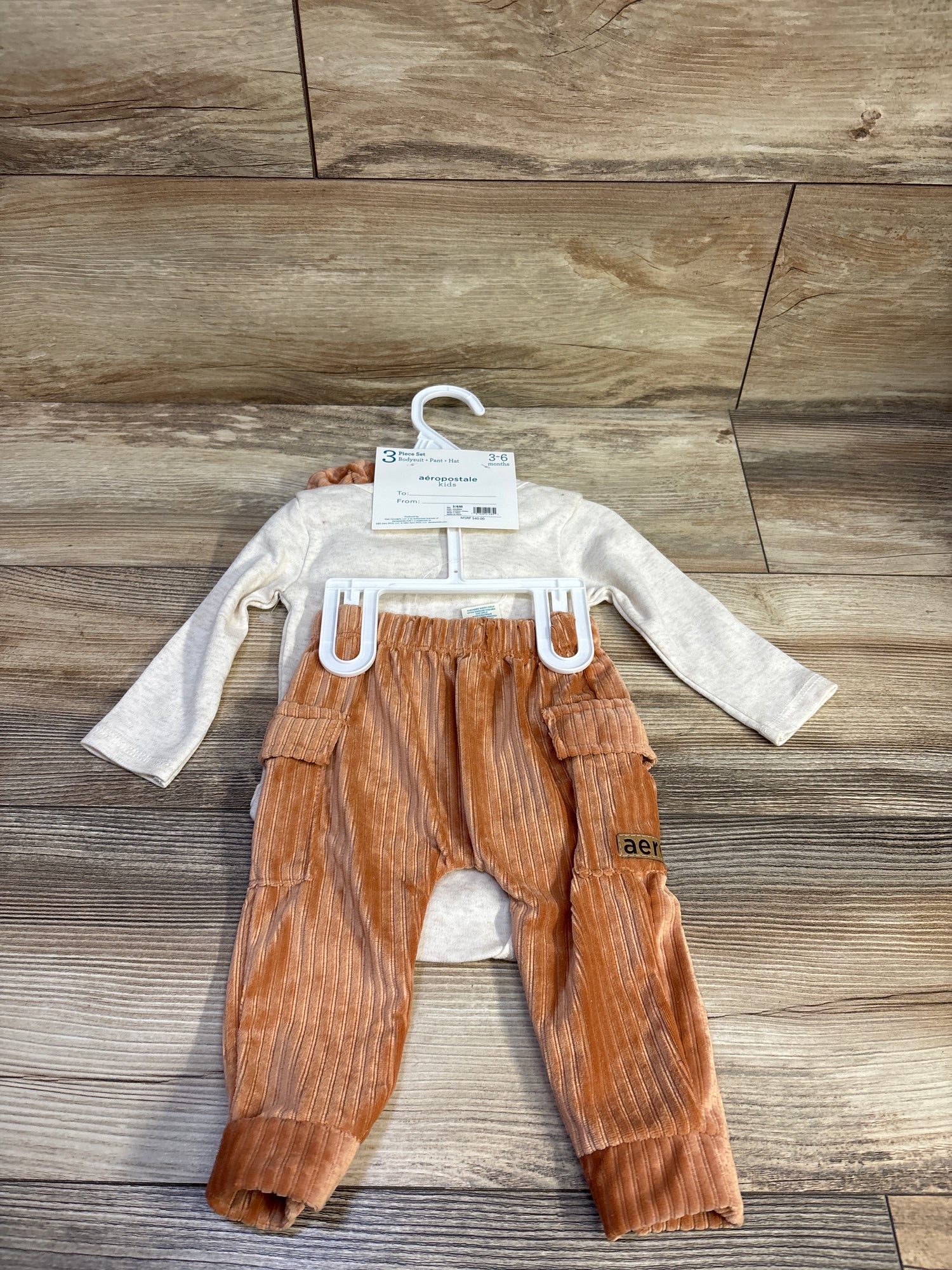 NEW Aeropostale Kids 3pc Bodysuit, Pants, & Hat Set Beige sz 3-6m
