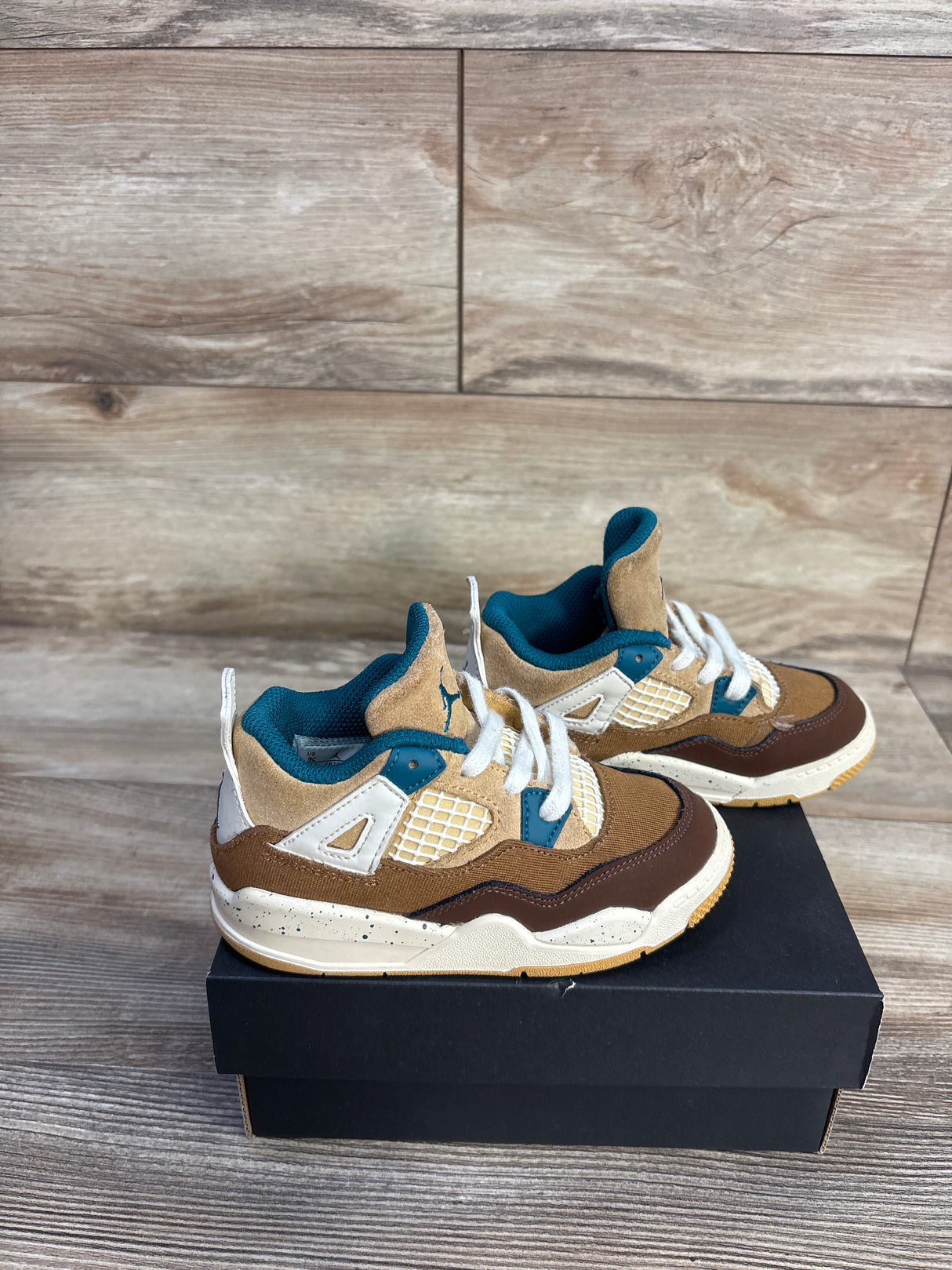 Air Jordan 4 Retro TD 'Cacao Wow' Sneakers sz 9c
