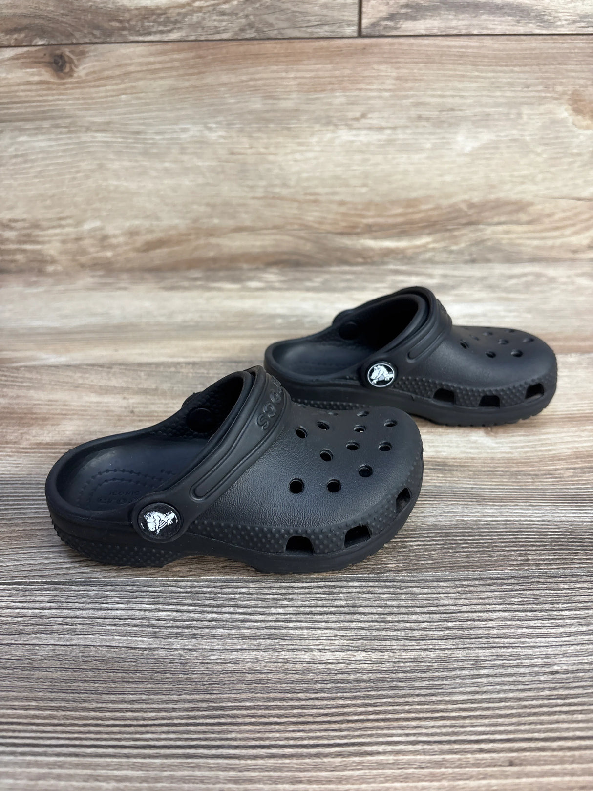 Crocs Classic Clogs Black sz 8c - Me n Mommy To Be