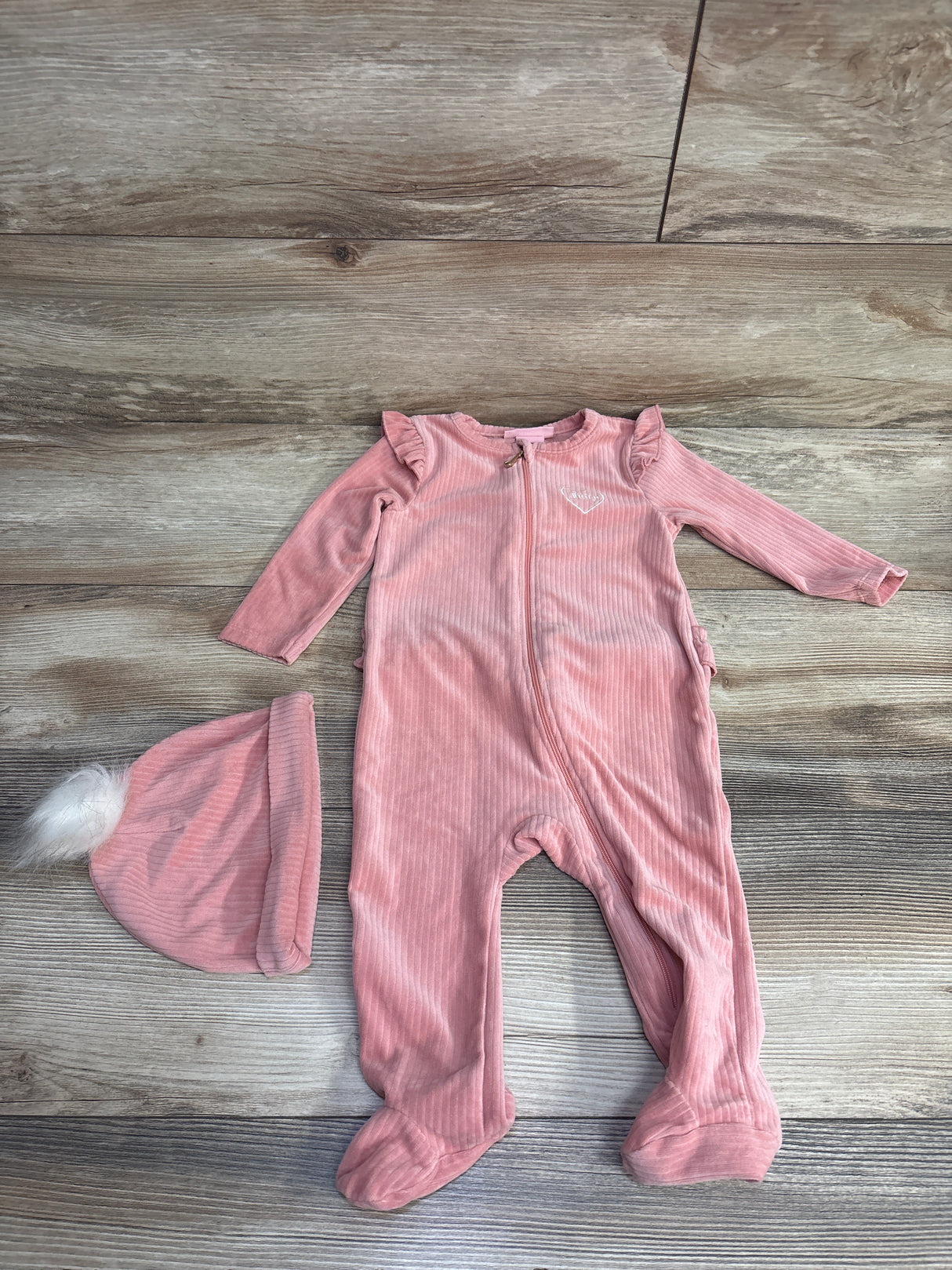 Juicy Couture 2pc Ribbed Velvet Sleeper & Hat Set Pink sz 6-9m
