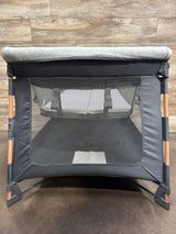 Maxi-Cosi Swift Playard in Grey