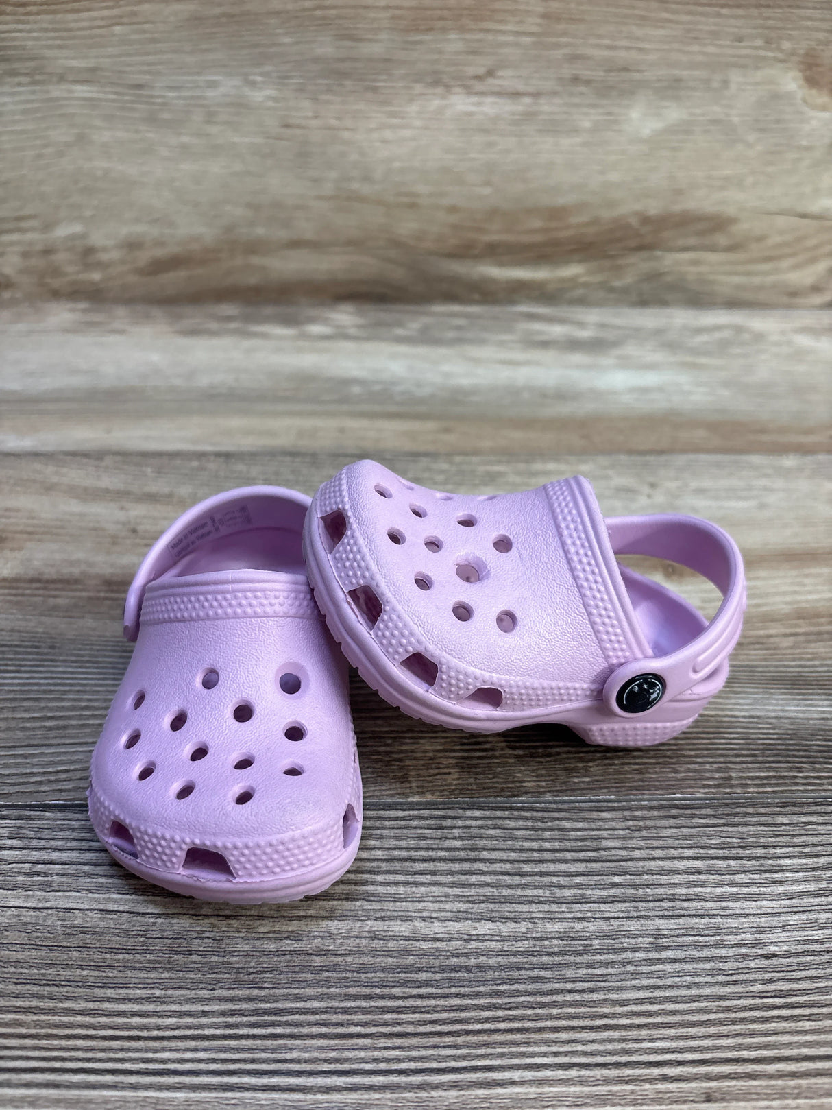 Crocs Classic Clogs Pink sz 2/3c
