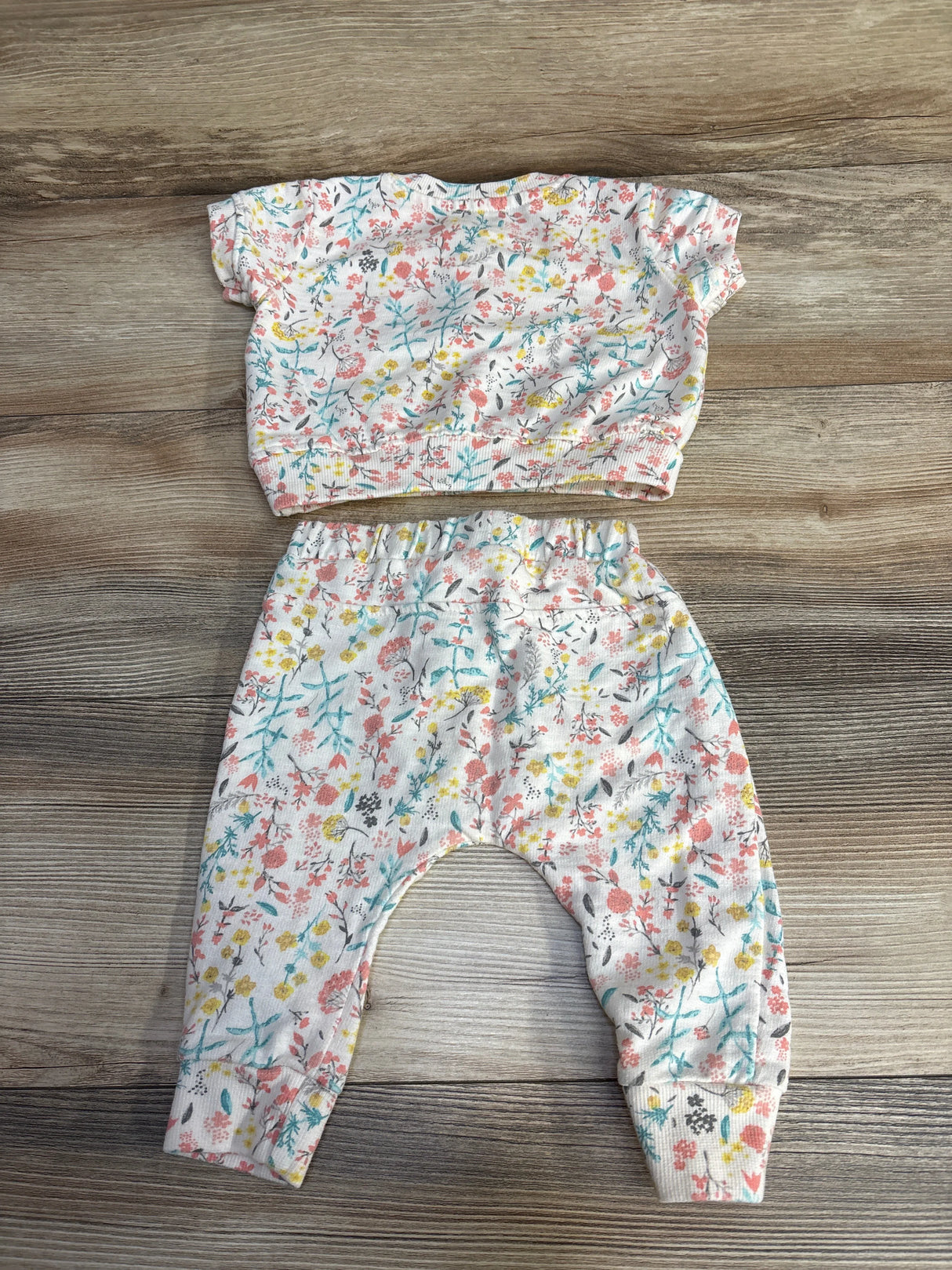 Jessica Simpson 2pc Floral Shirt & Pants White sz 3-6m - Me n Mommy To Be