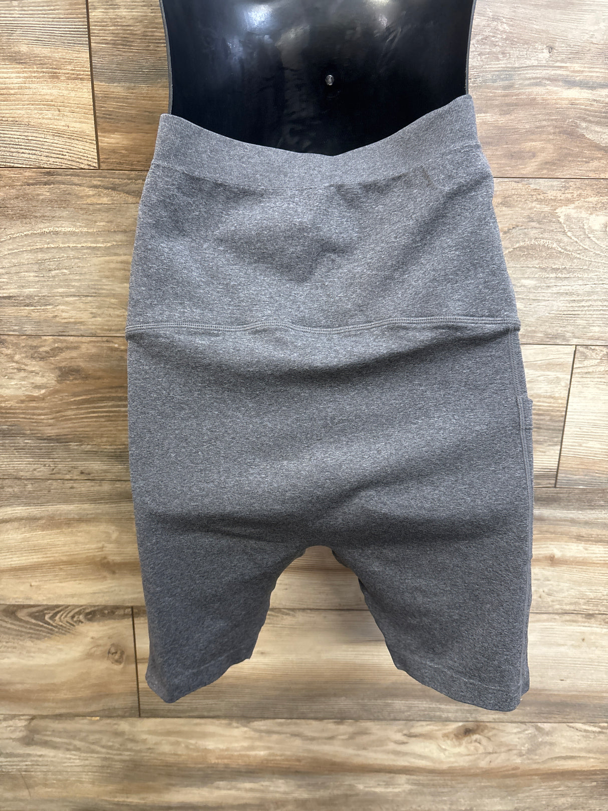 Time & Tru Maternity Bike Shorts Grey sz Large