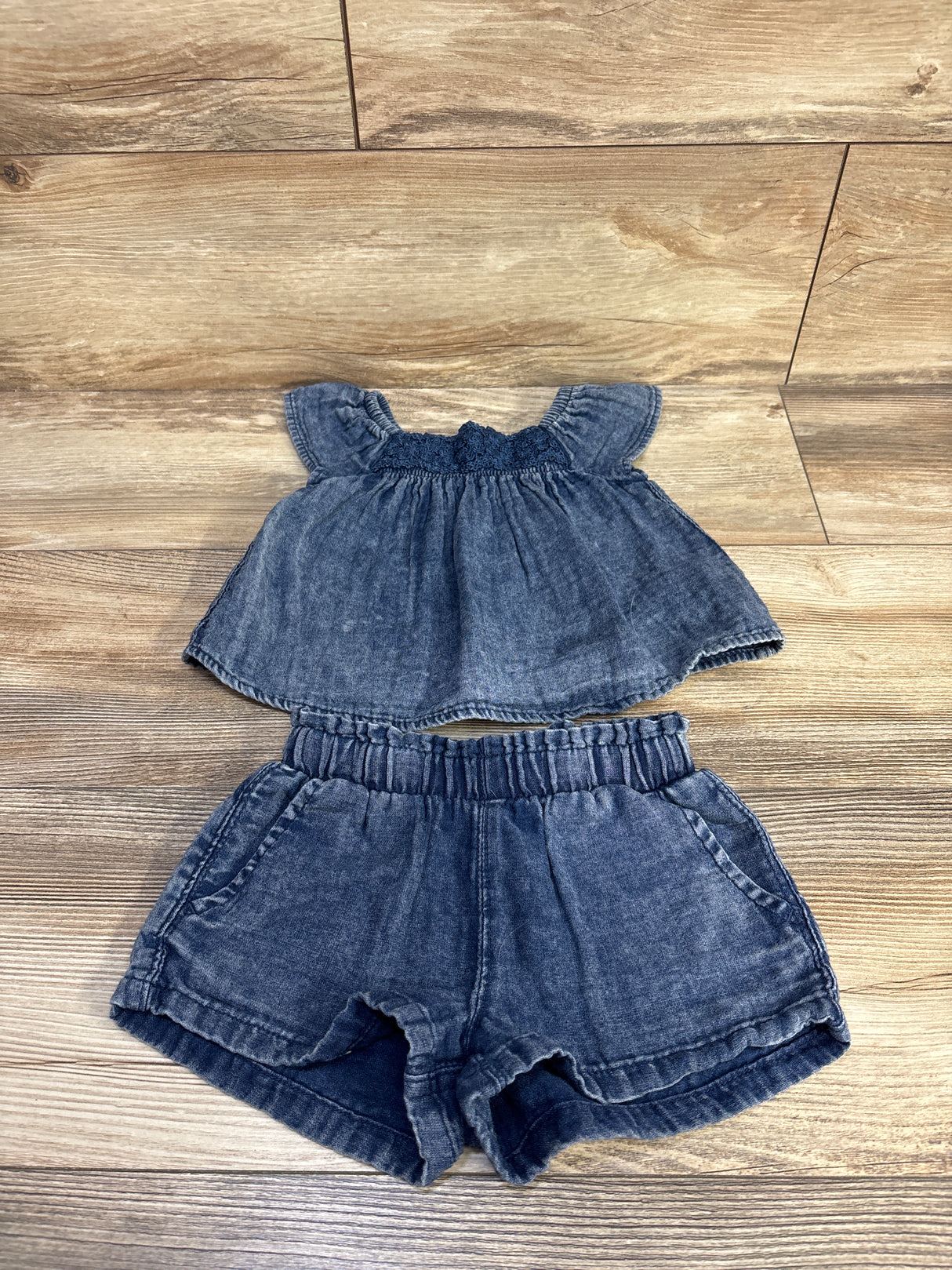 Cat & Jack 2pc Chambray Top & Shorts Set Blue sz 2T