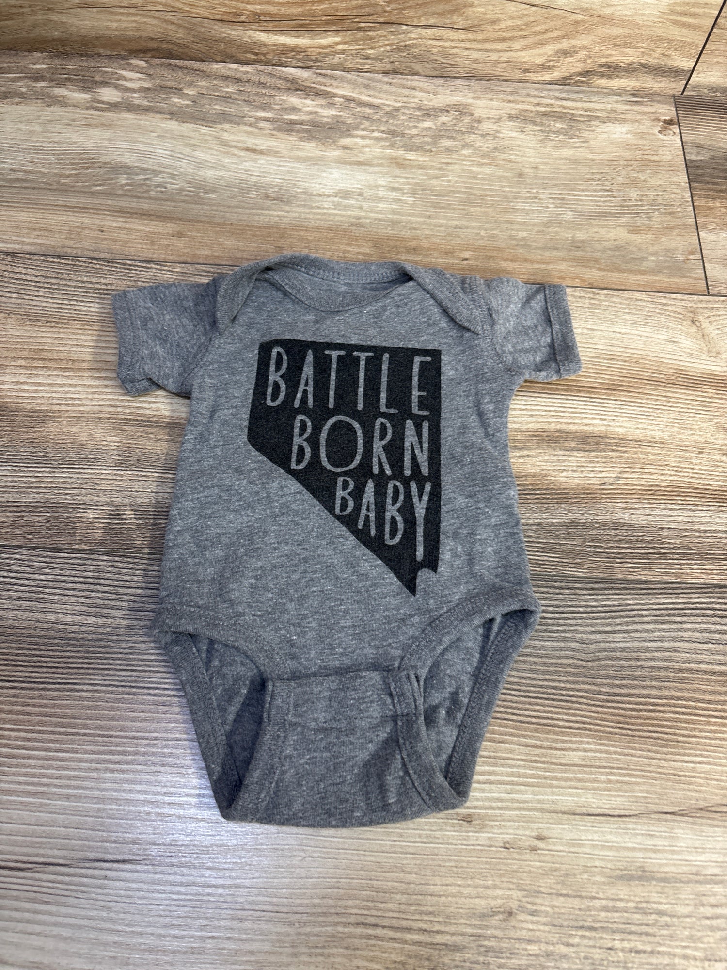 Wild Is Calling Battle Born Baby Bodysuit Grey sz Newborn