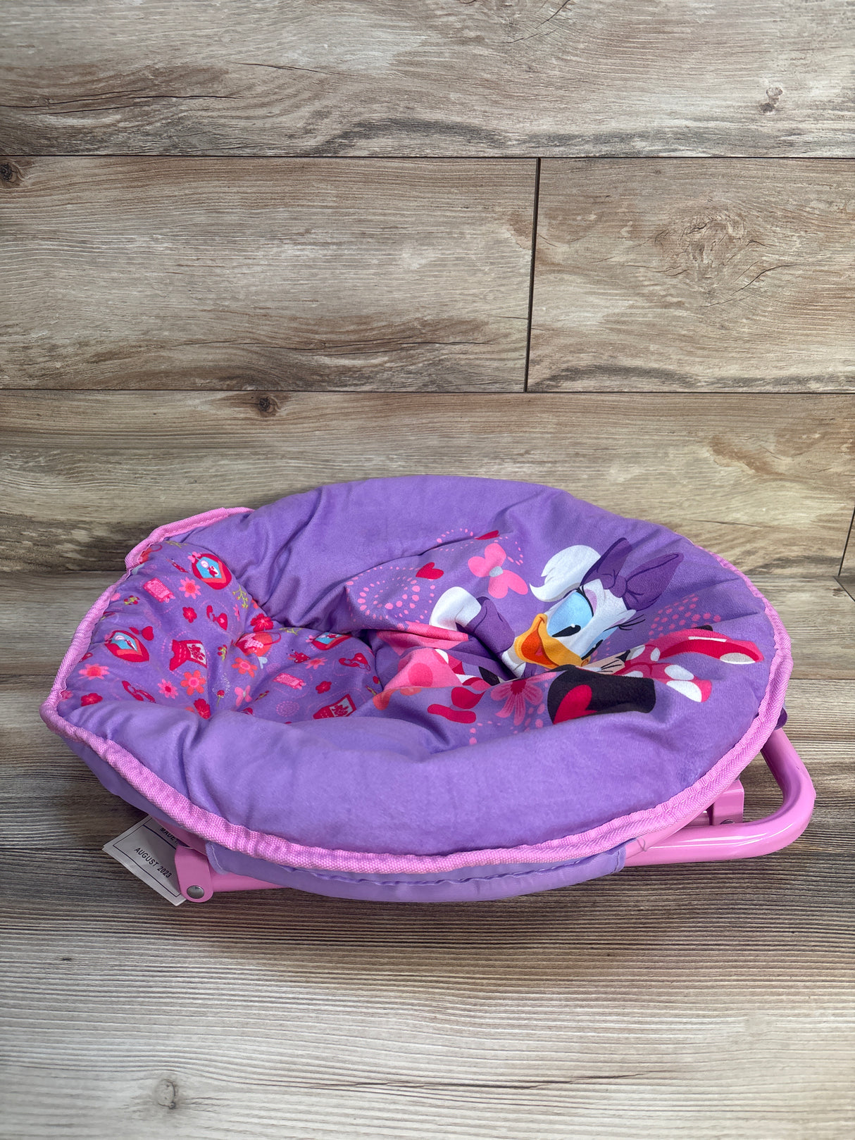 Idea Nuova 19'' Toddler Saucer Chair, Minnie Mouse