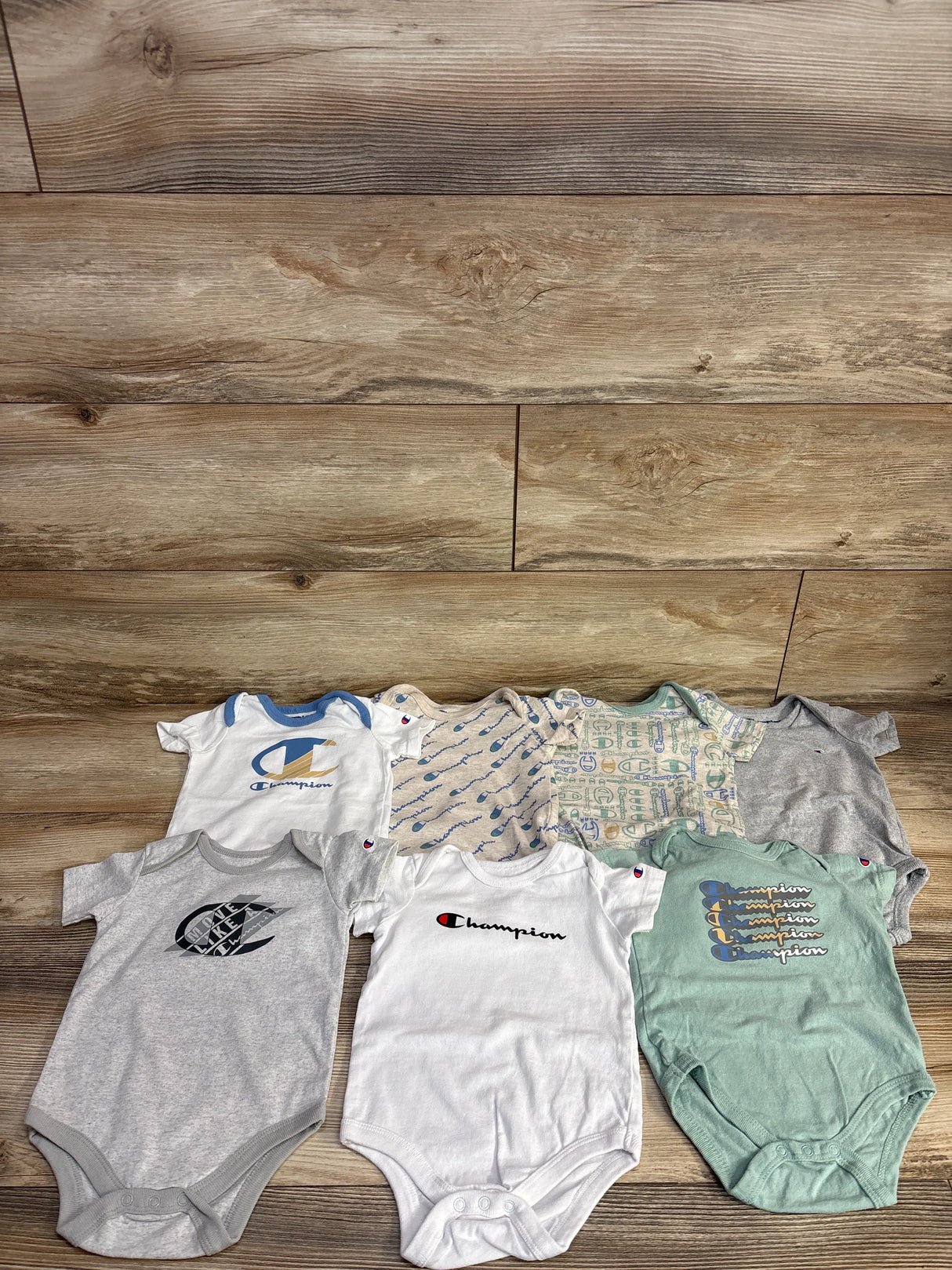 Champion 7pk Bodysuits Grey sz 6m