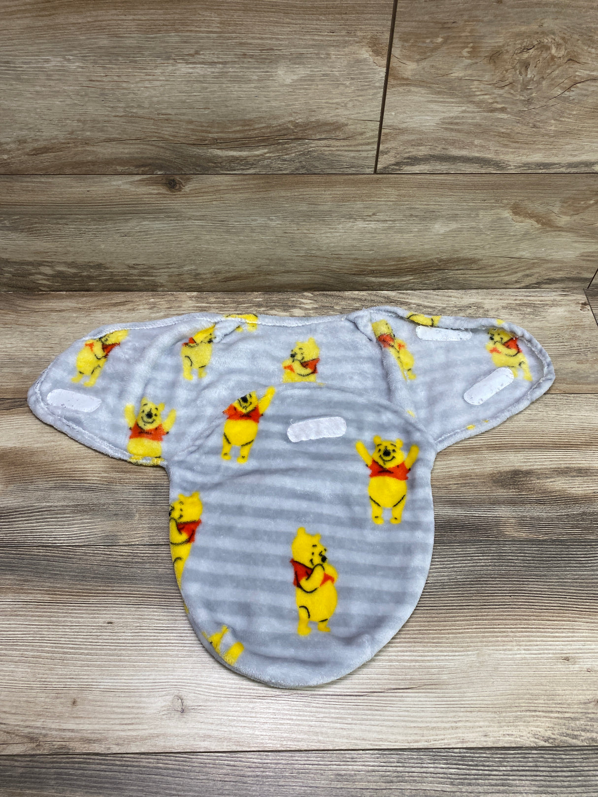 Disney Baby Winnie The Pooh Swaddle Wrap Grey sz Newborn