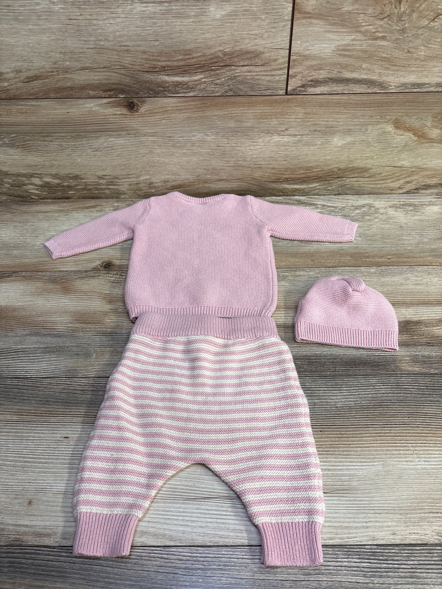 Just One You 3pc Knit Sweater, Pants, & Hat Set Pink sz 3m