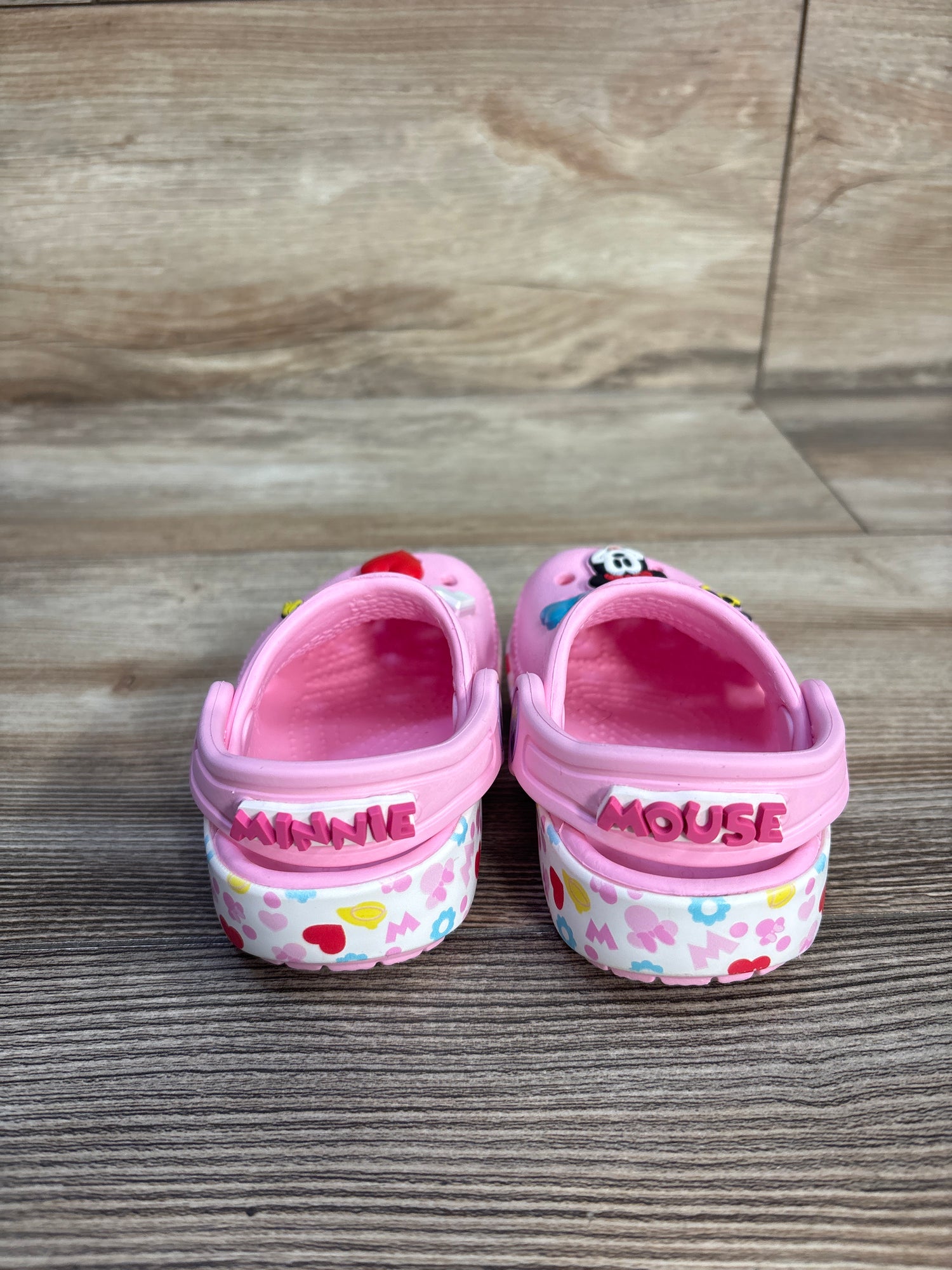 Crocs Minnie Mouse Classic Clogs Pink sz 4c