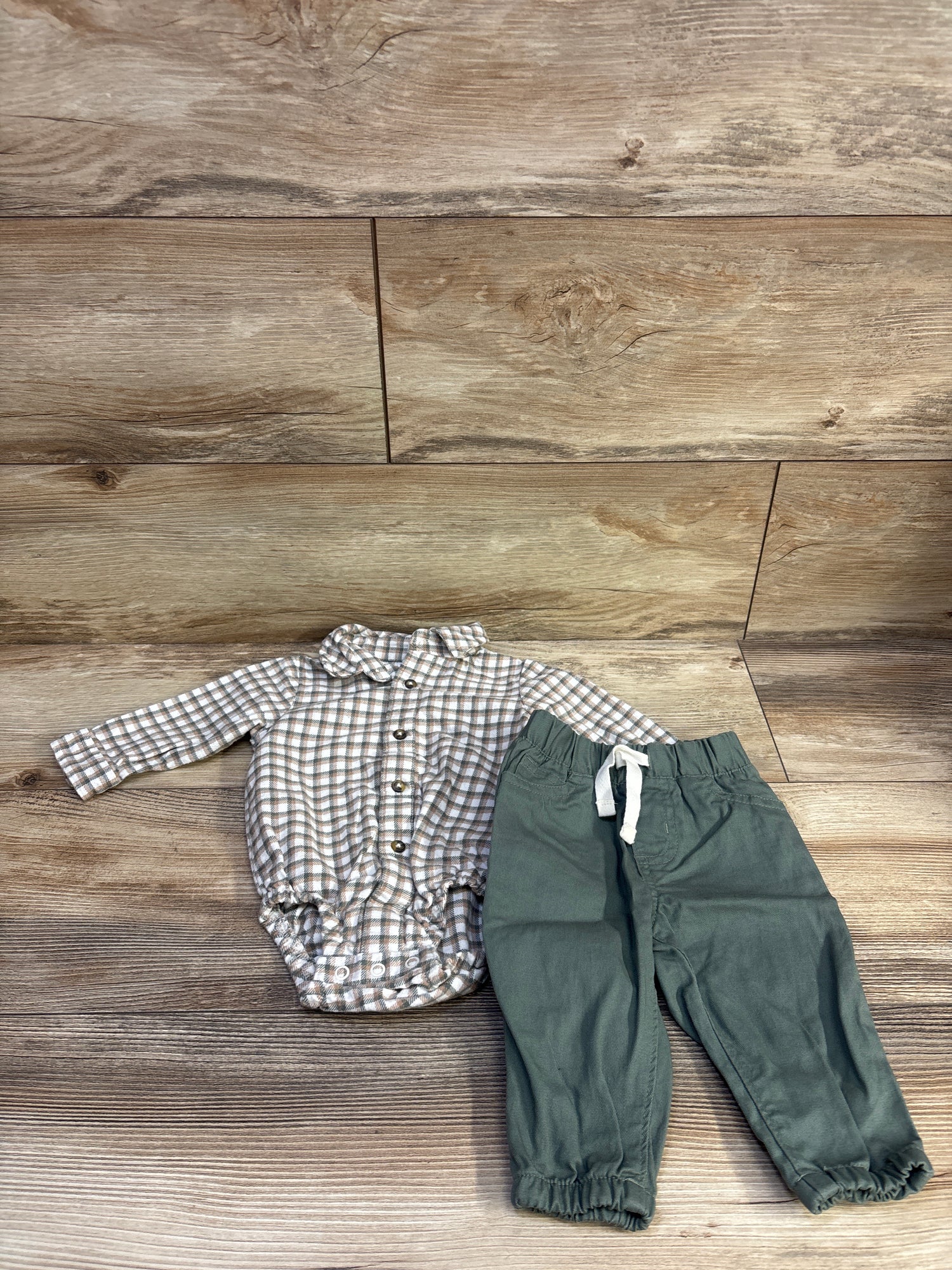 Just One You 2pc Flannel Bodysuit & Pants Set Beige sz 6m