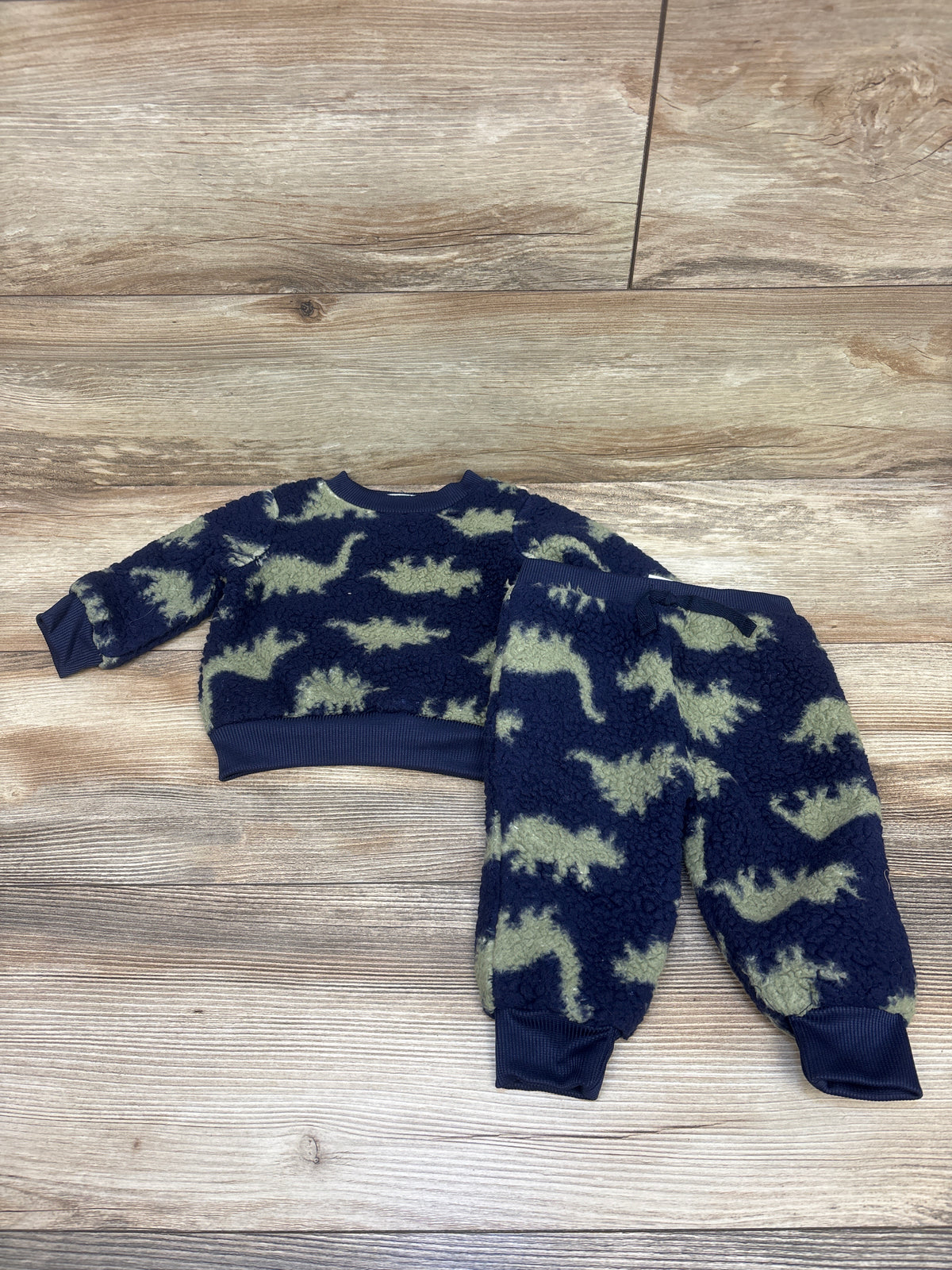 Max & Marcus 2pc Sherps Sweatshirt & Pants Set Navy sz 6/9m