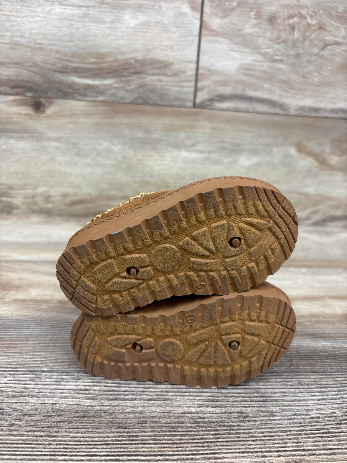 Olivia & Kate Platform Suede Slippers Brown sz 5c