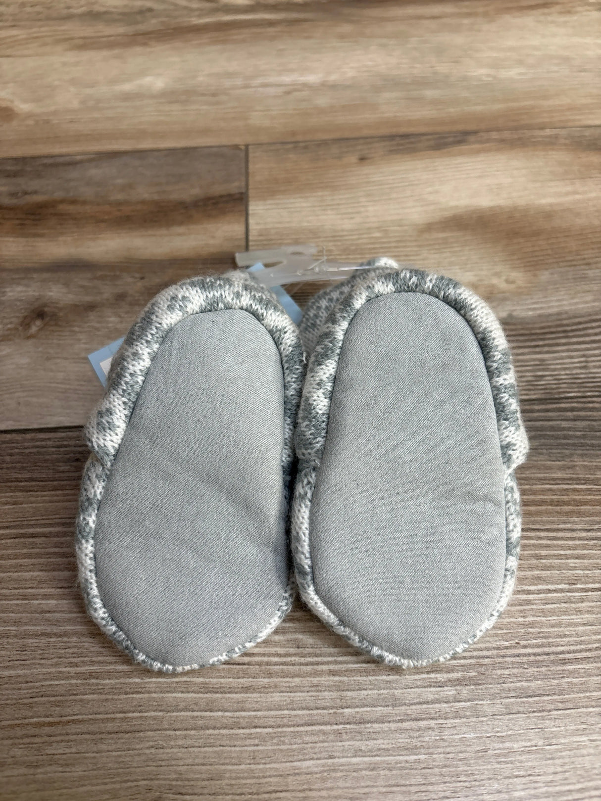 NEW Cat & Jack Knit Soft Sole Slippers Grey sz 1/2c