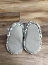 NEW Cat & Jack Knit Soft Sole Slippers Grey sz 1/2c