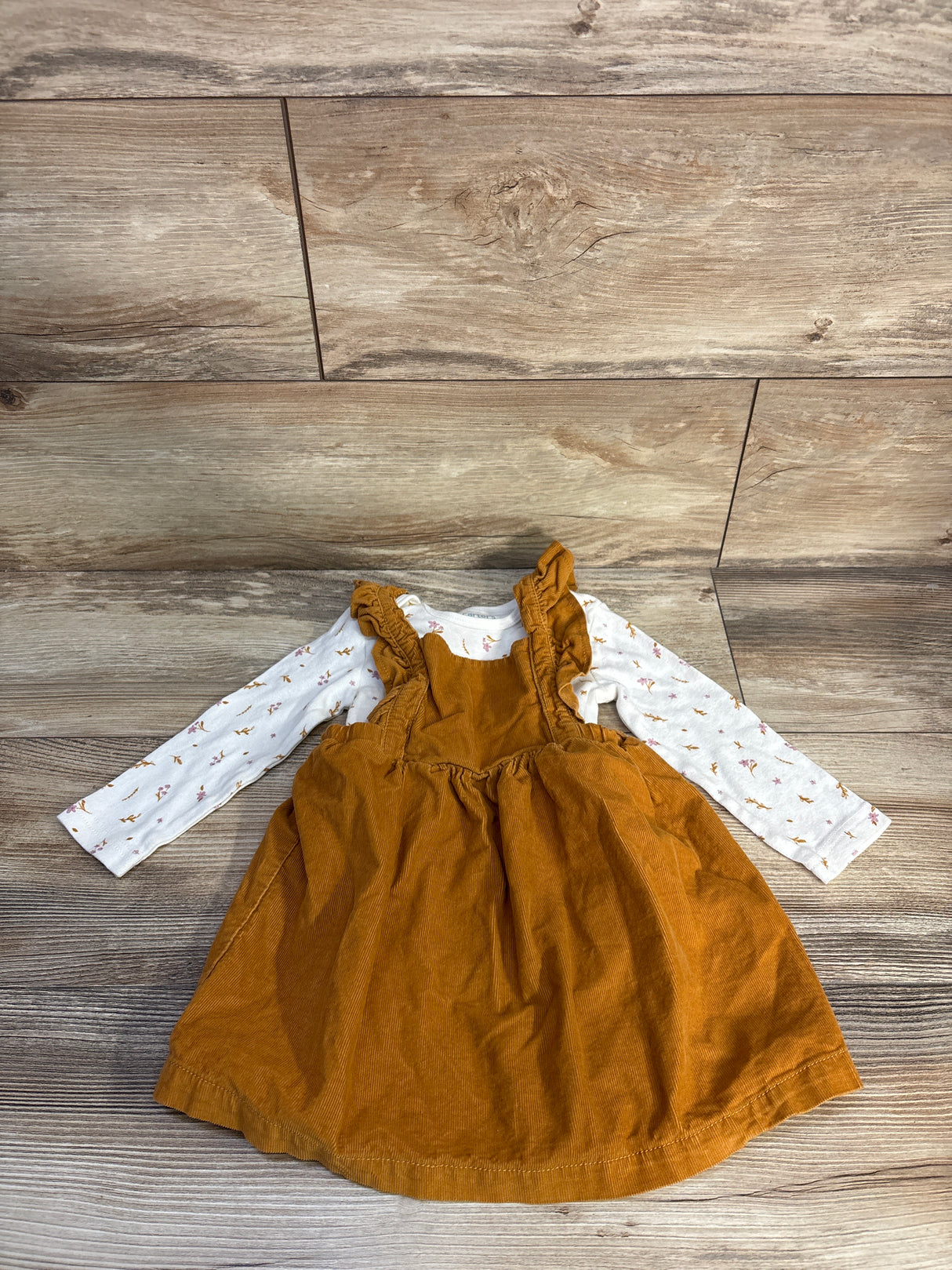 Just One You 2pc Bodysuit & Corduroy Skirtall Set White sz 18m