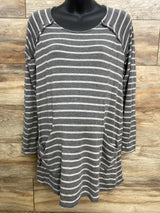 A Pea In The Pod Maternity Striped Nursing Shirt Grey sz Medium - Me n Mommy To Be