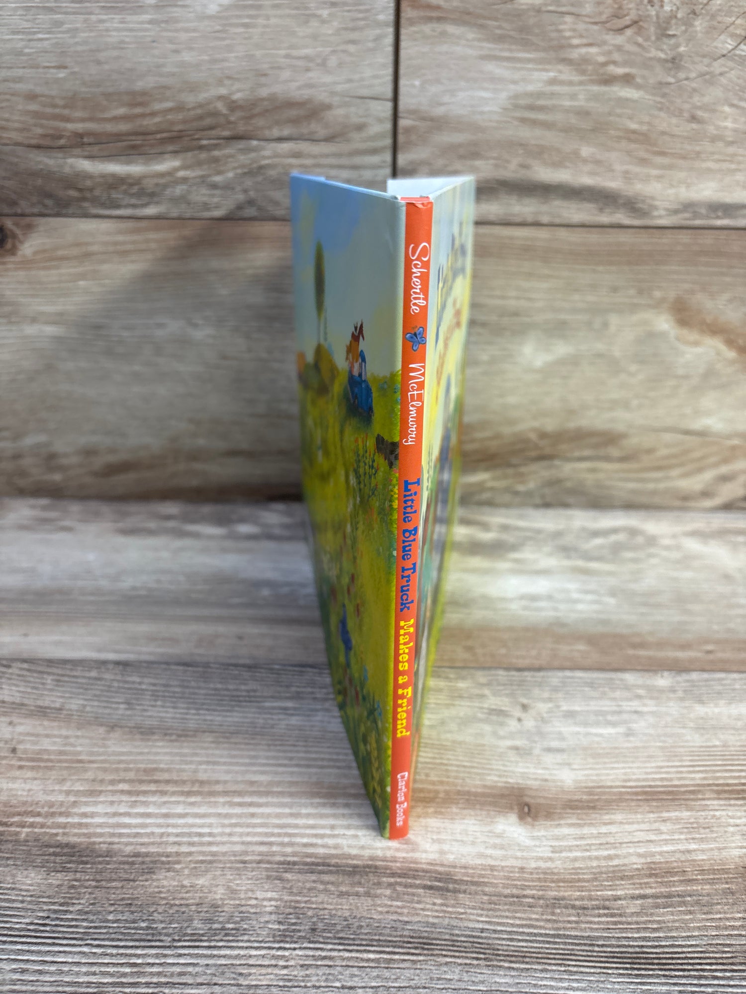 Little Blue Truck Makes a Friend Hardcover Book