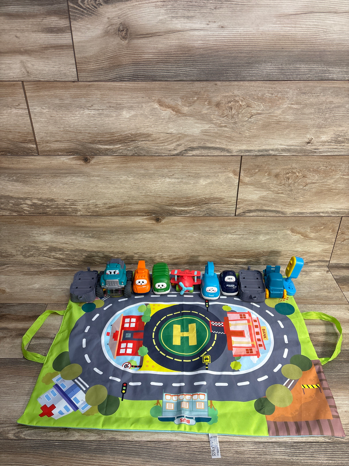 Take Along Town Playmat w/ 6 Vehicles & Trailer Truck