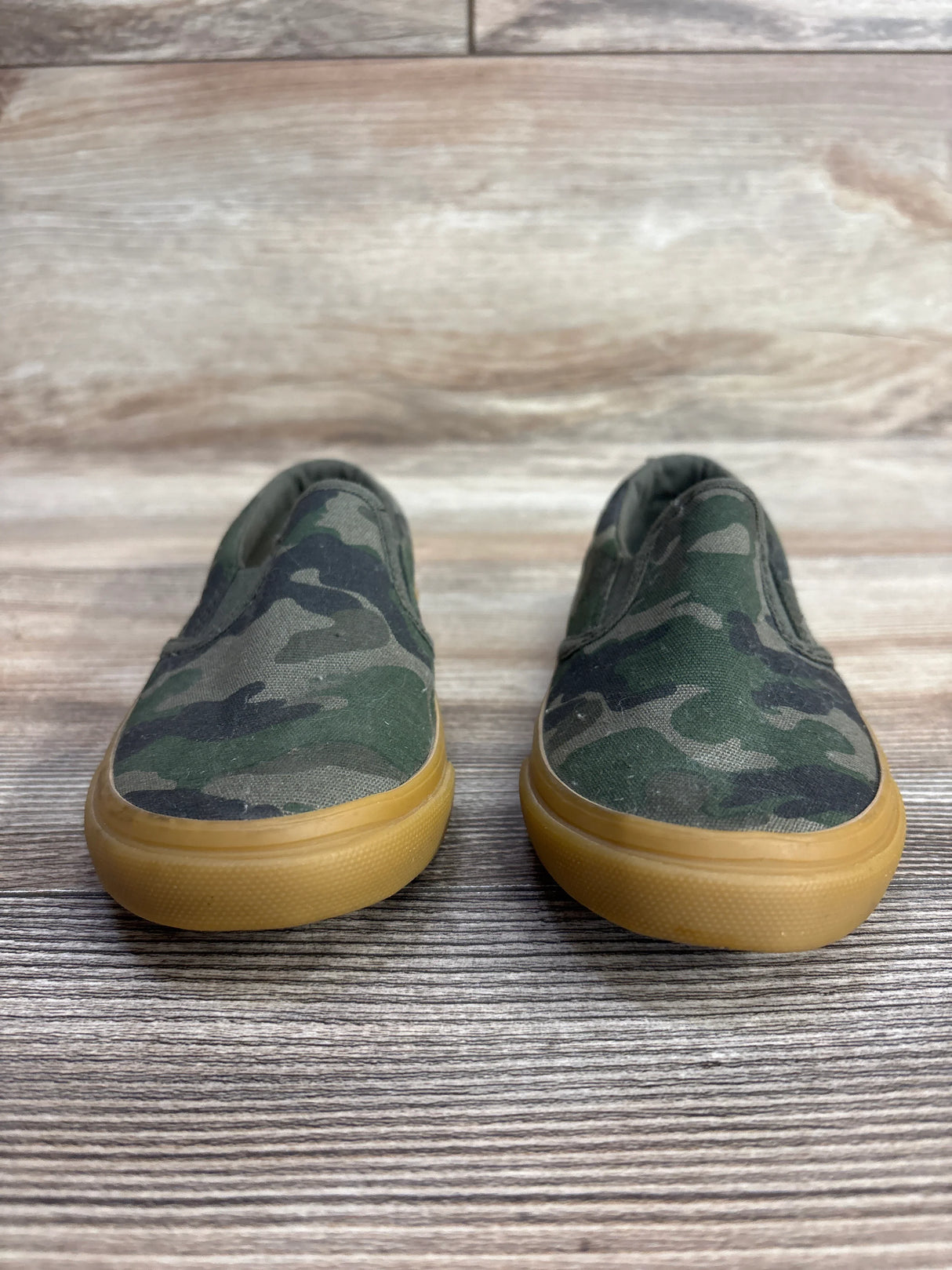 Old Navy Canvas Slip-On Sneakers Camo Green sz 9c