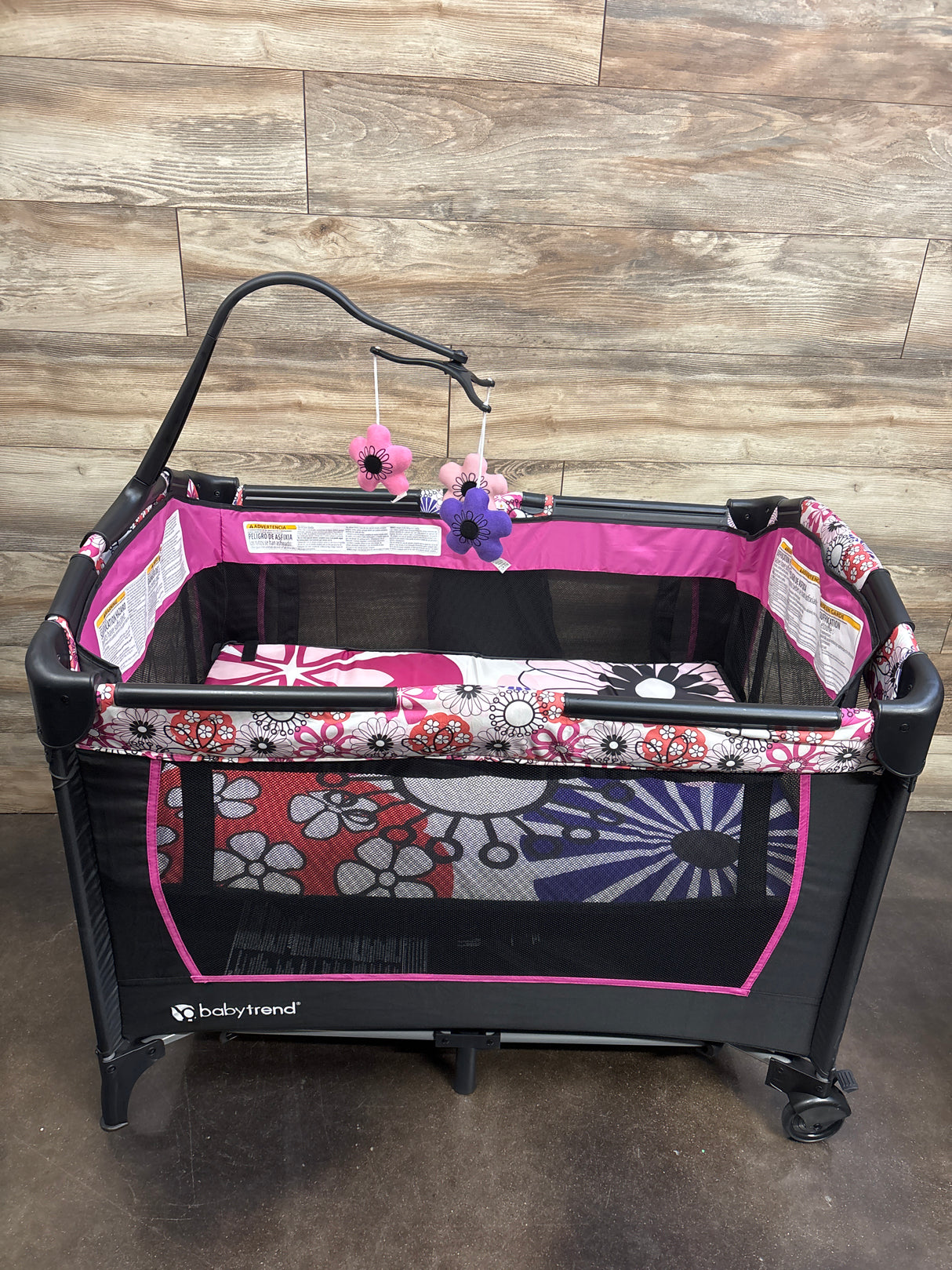 Baby Trend Nursery Center Playard in Floral Garden