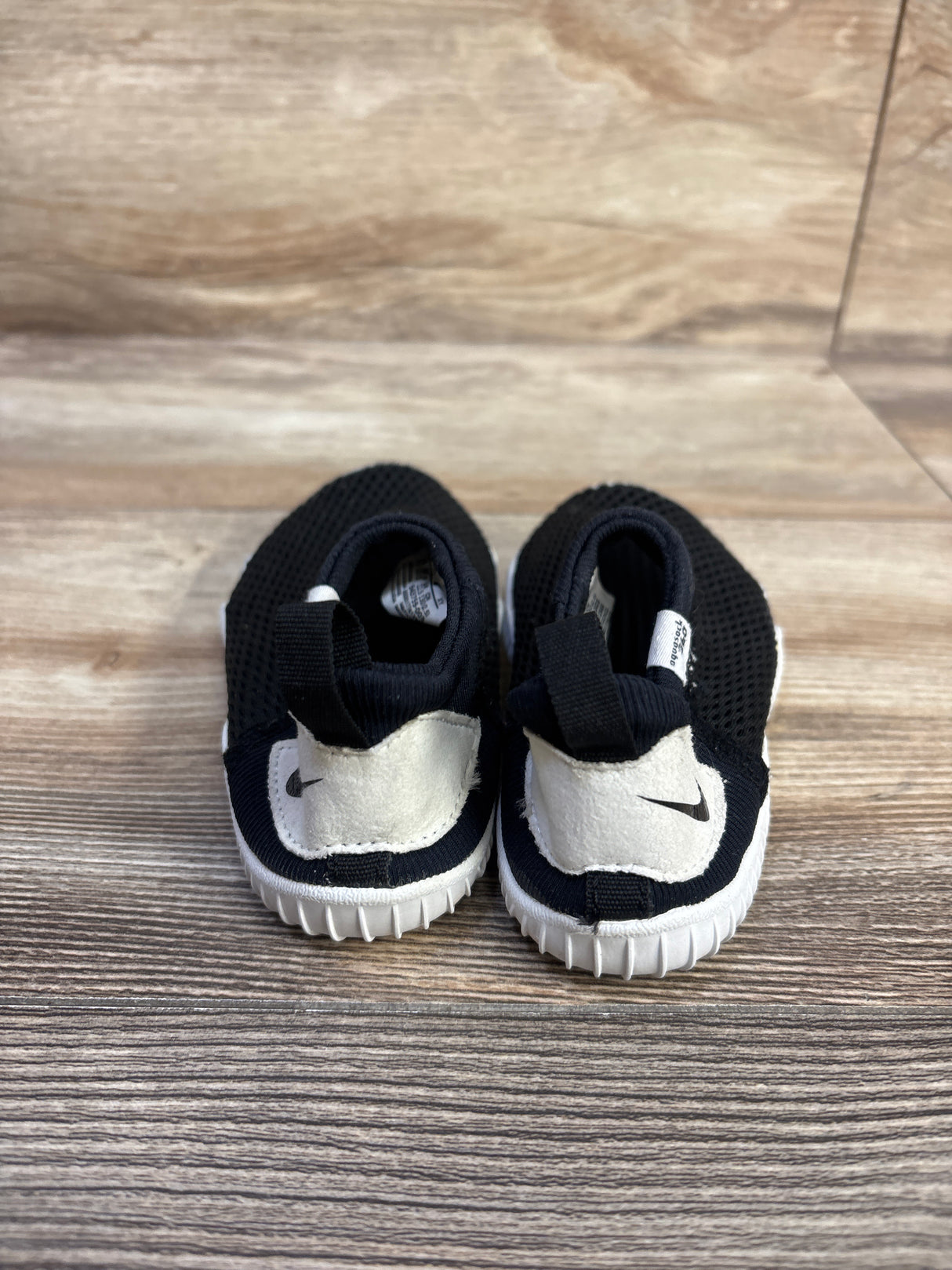 Nike Aqua Sock 360 TD 'Black' Sneakers sz 7c