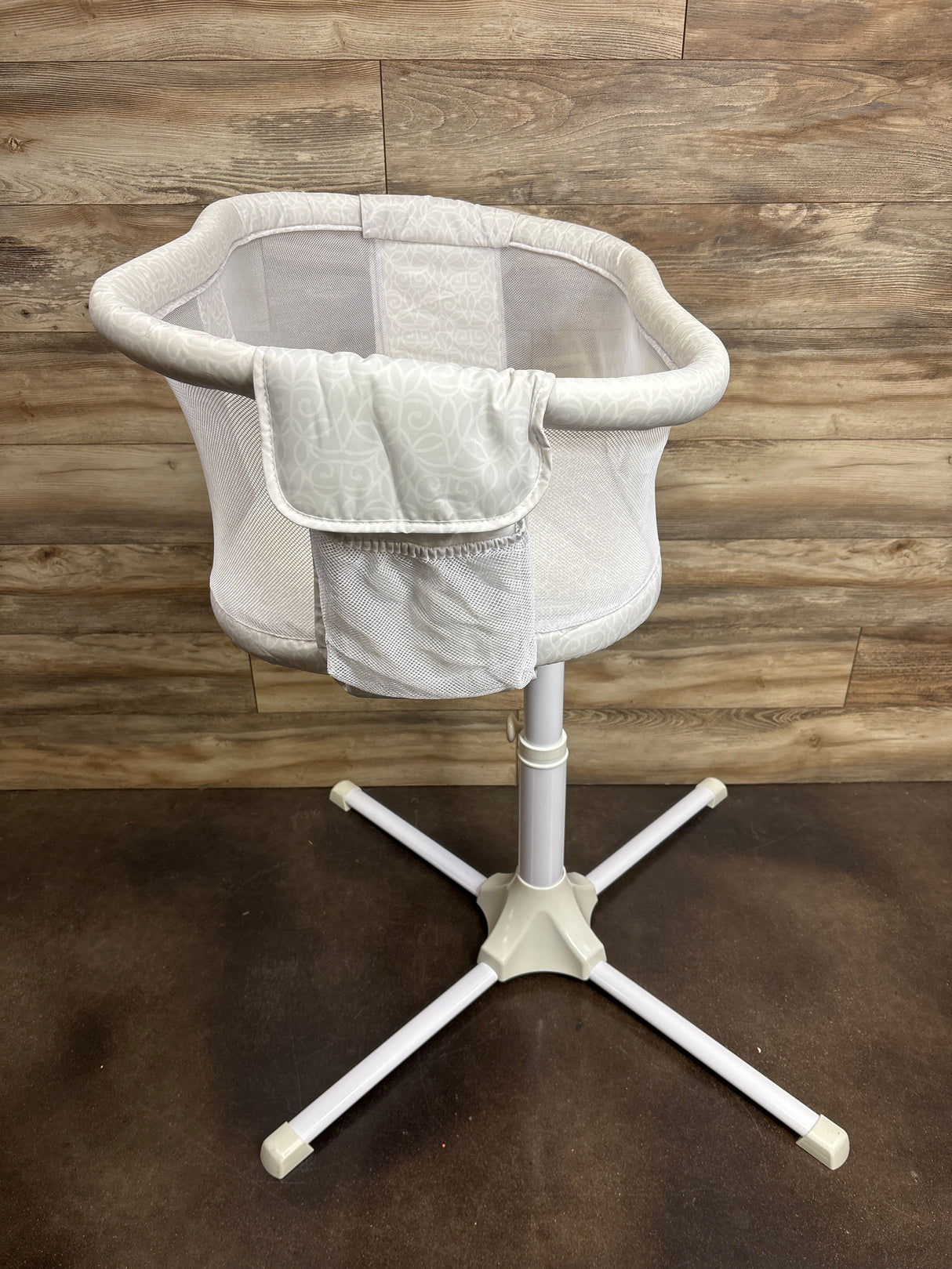 Halo Basic BassiNest Swivel Sleeper