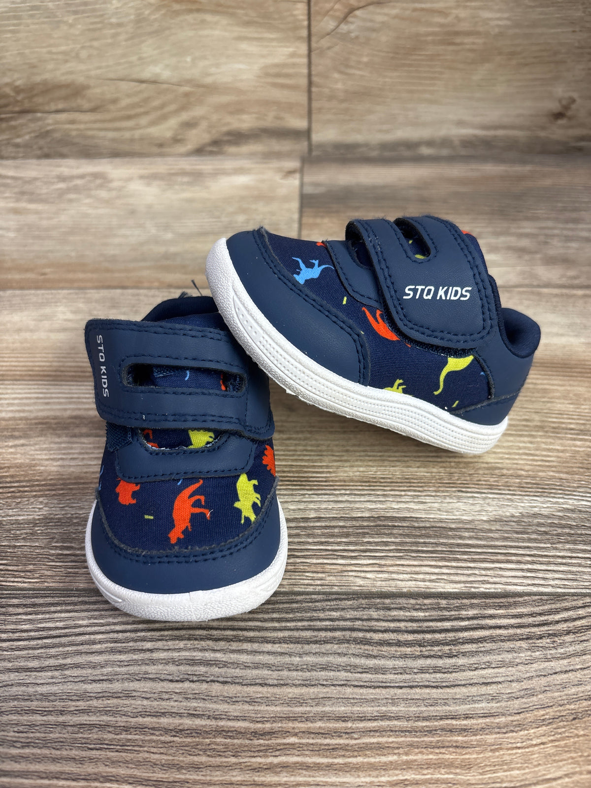 STQ Kids Dinosaur Sneakers Blue sz 4c