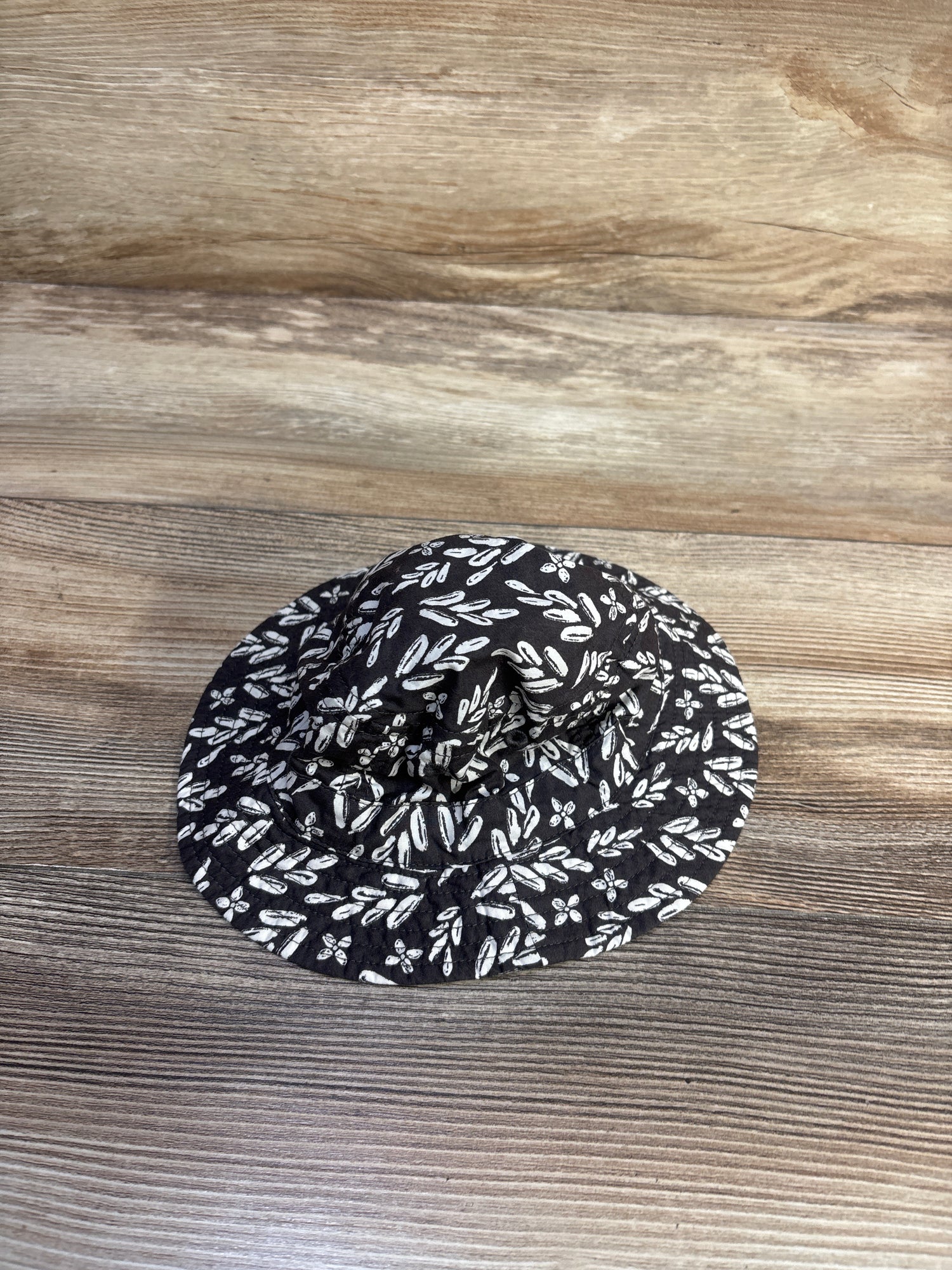 Carter's Reversible Bucket Hat Grey sz 3-9m