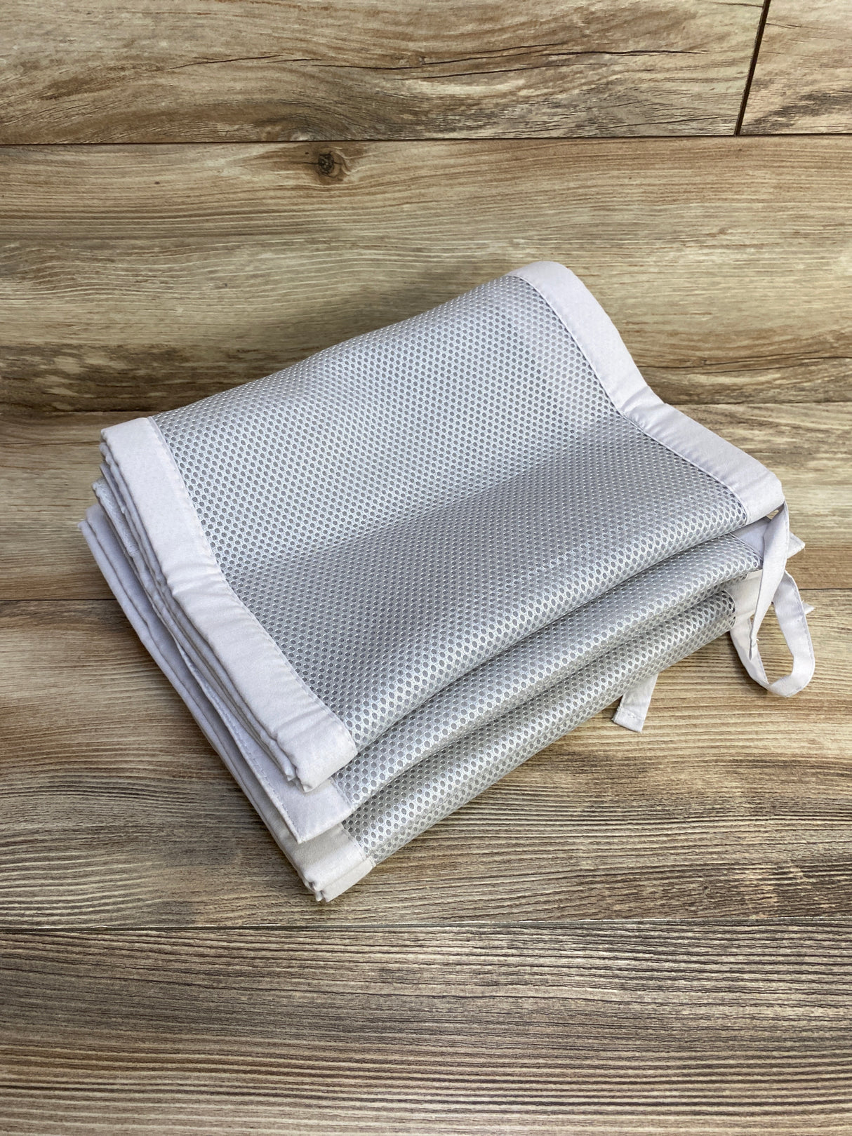 BreathableBaby Breathable Mesh Crib Liner in Grey