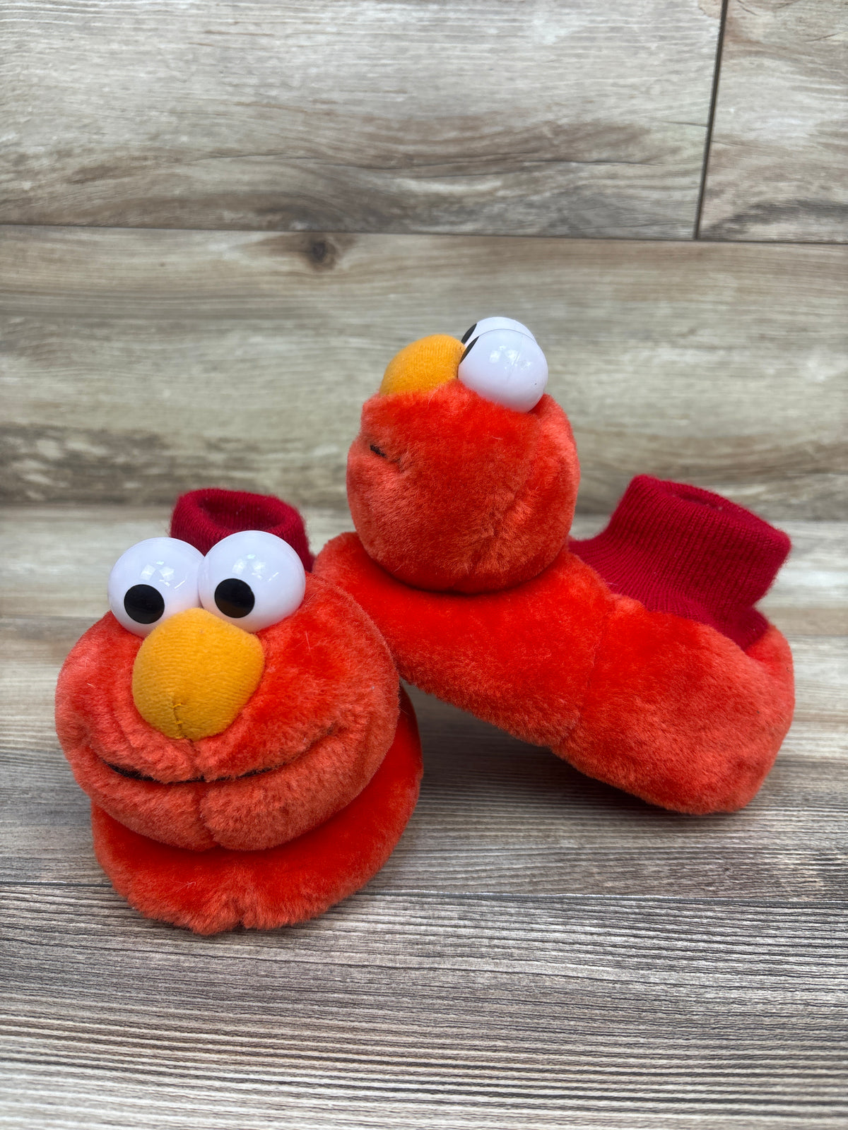 Sesame Street 3D Elmo Slippers Red sz 7-8c
