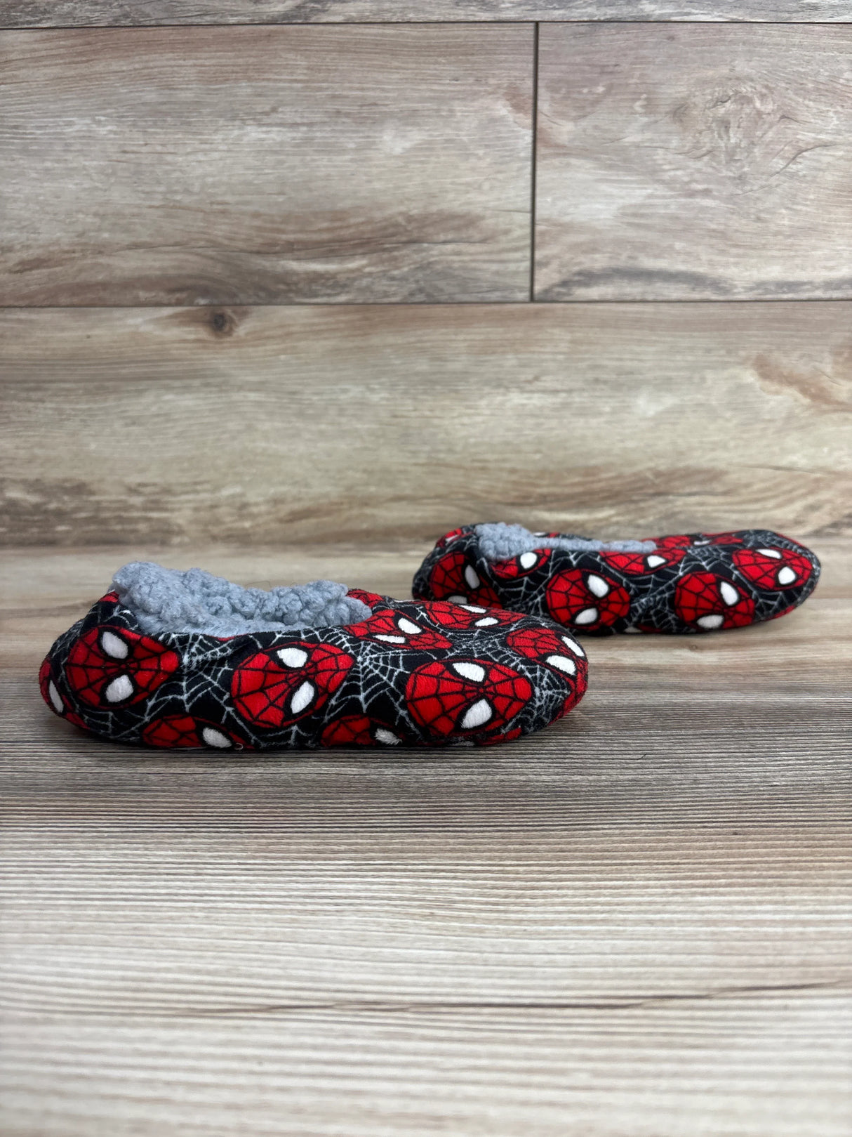 Marvel Spiderman Slippers, Black sz 11/12c