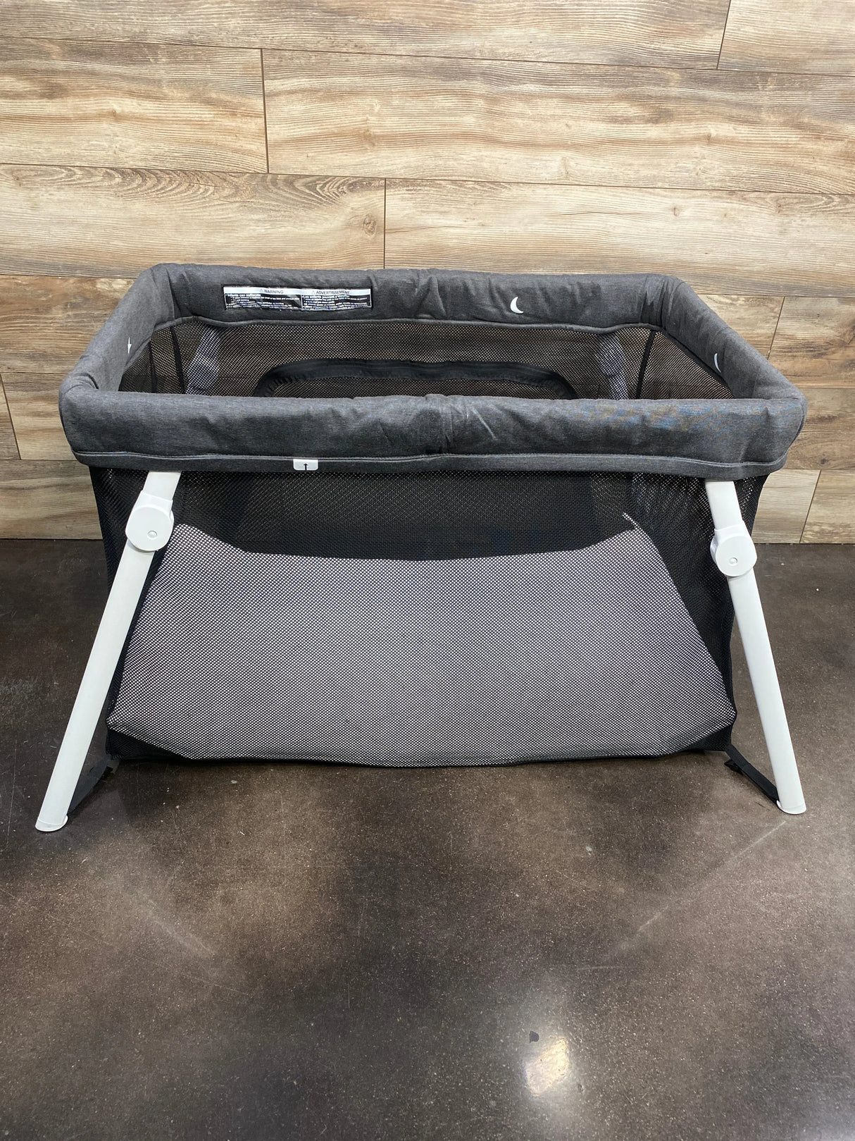 Guava Lotus Travel Crib & Portable Playard