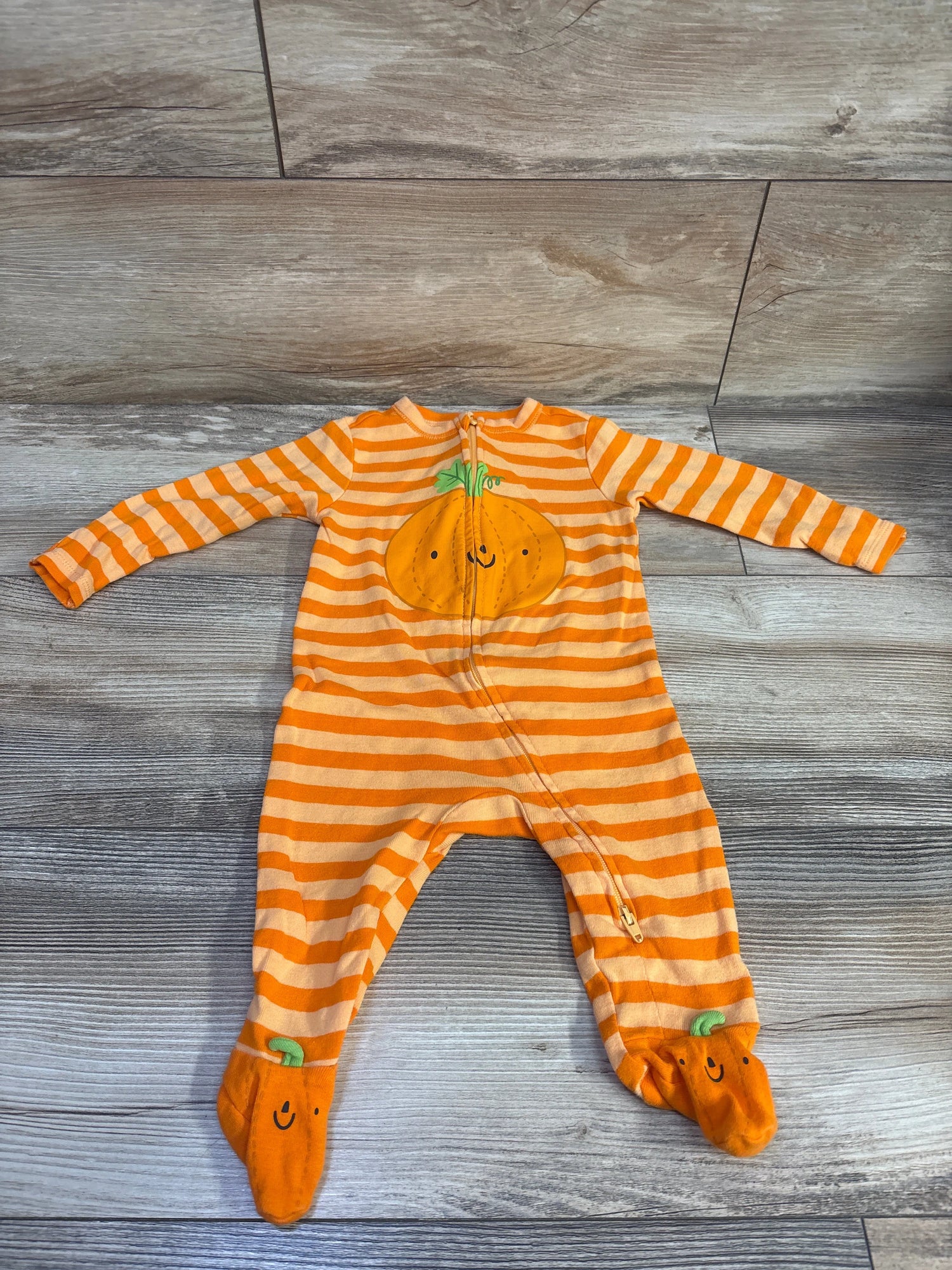 Old Navy Striped Pumpkin Sleeper Orange sz 6-9m