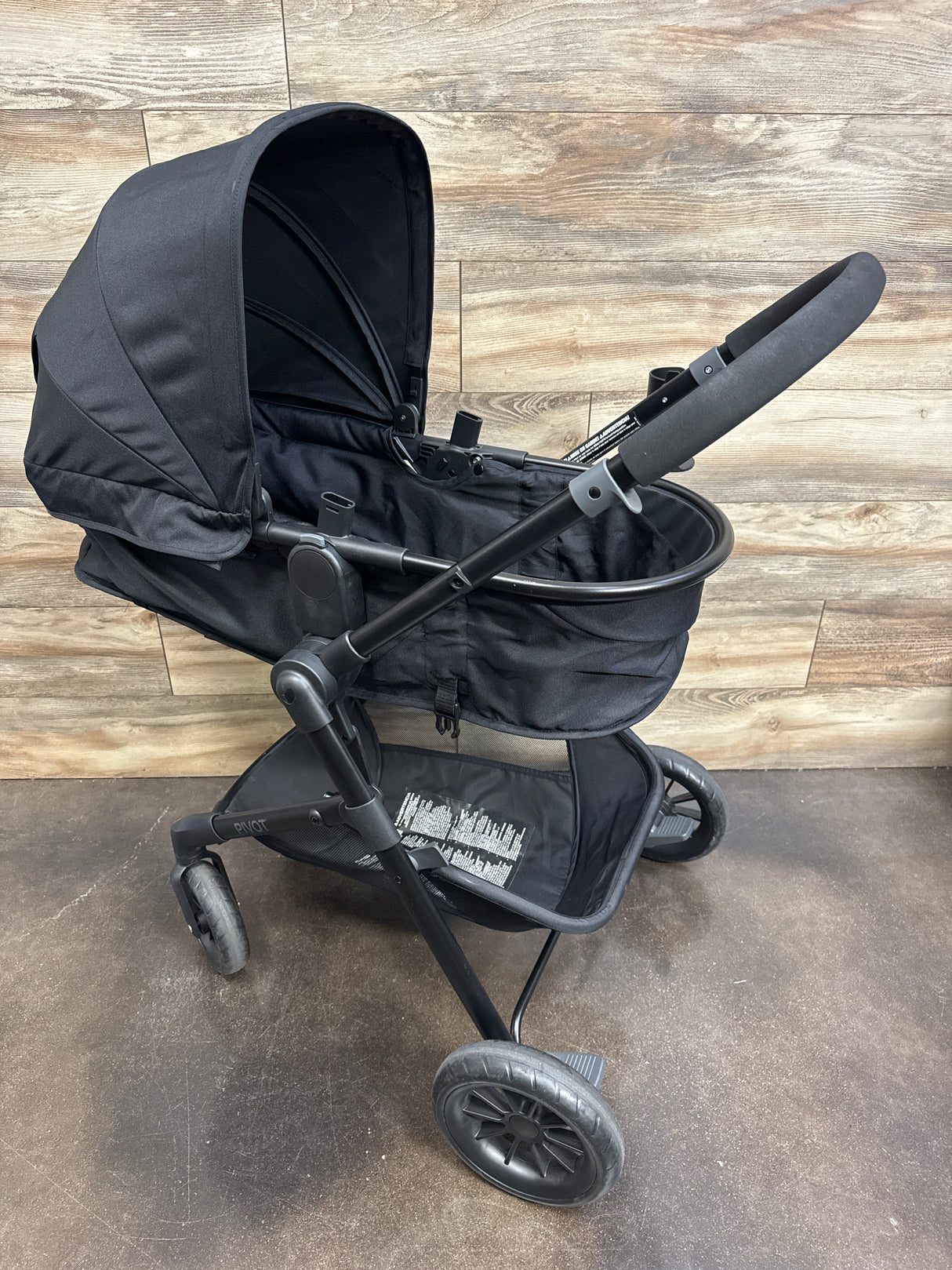 Evenflo Pivot Modular Travel System w/LiteMax