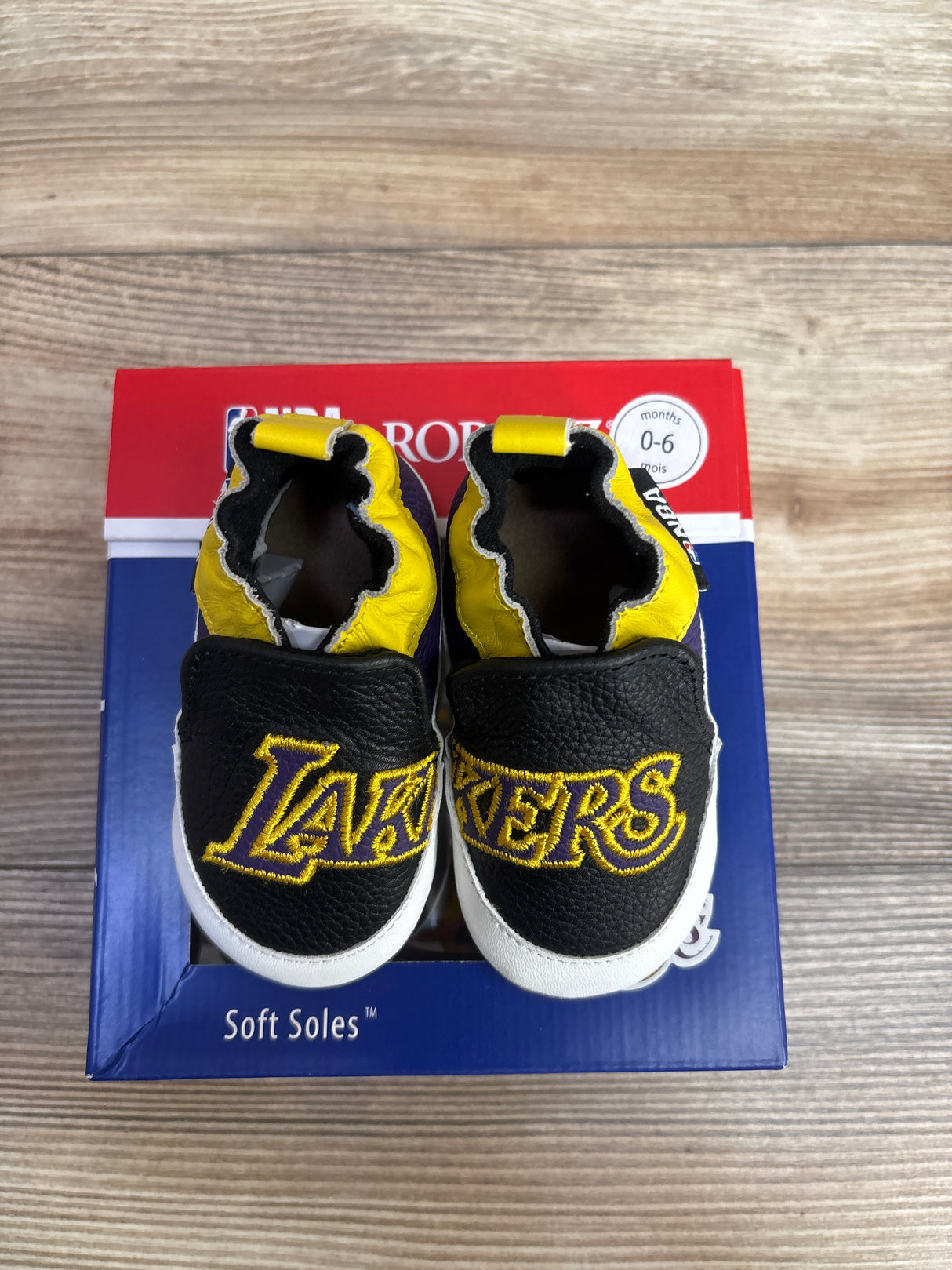 NEW Robeez NBA Lakers Soft Sole Shoes sz 1/2c