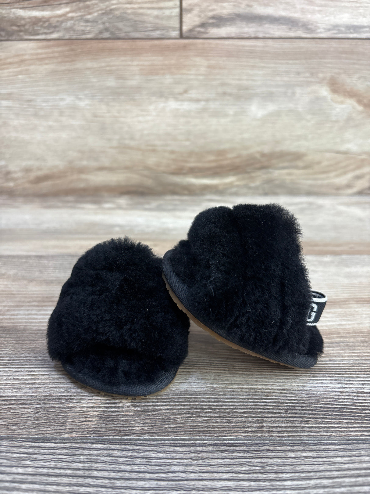 UGG Fluff Yeah Slides Black sz 0/1c