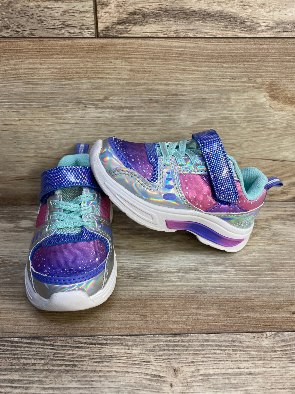 Athletic Works Light Up Sneakers sz 8c - Me n Mommy To Be