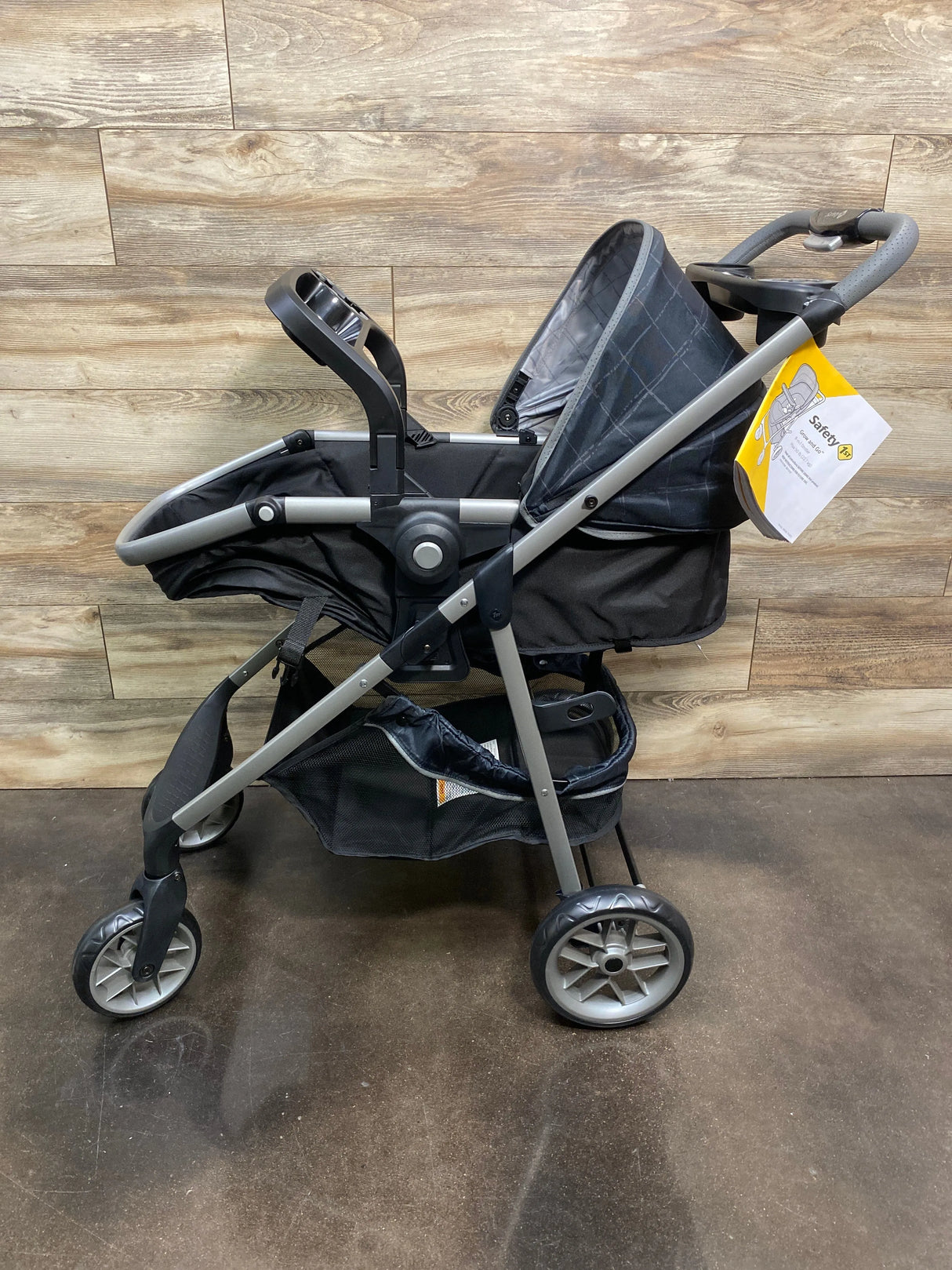 NEW Safety 1st Grow and Go Flex Deluxe Travel System in High Street