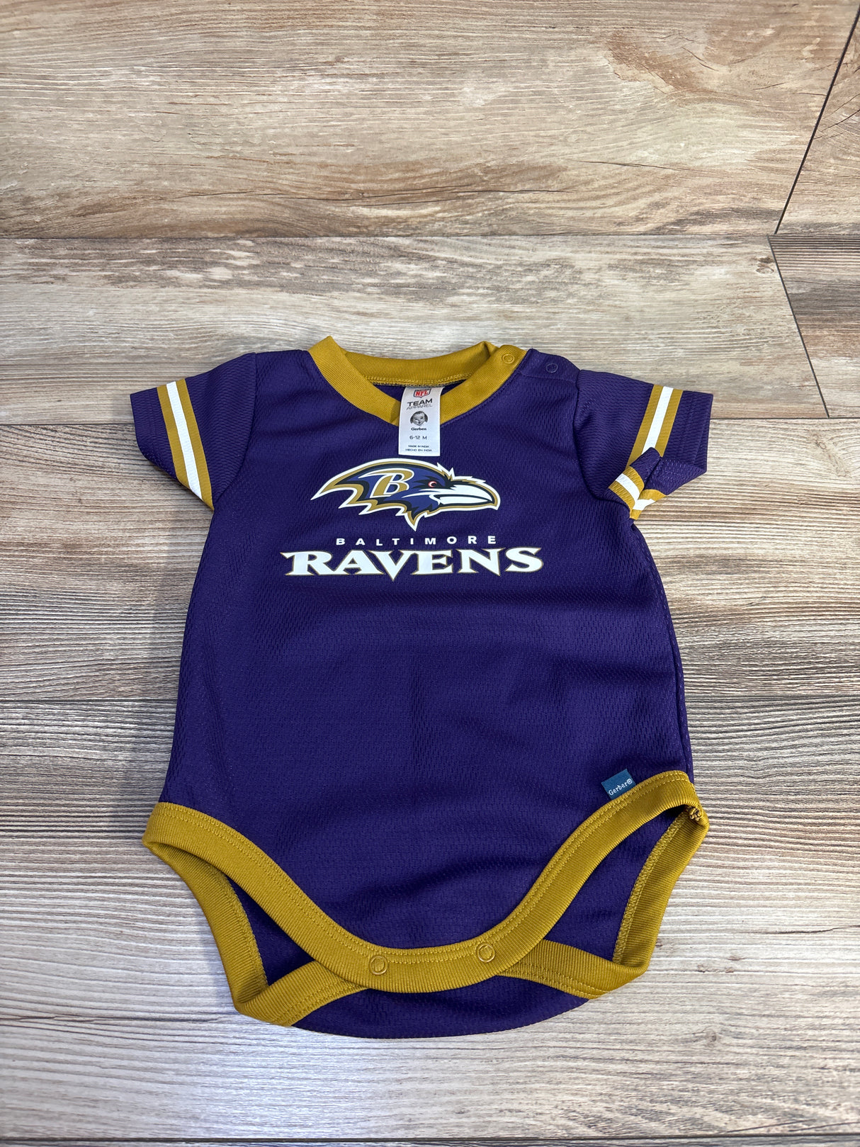 NFL Team Apparel Baltimore Ravens Mesh V-Neck Bodysuit Purple sz 6-12m