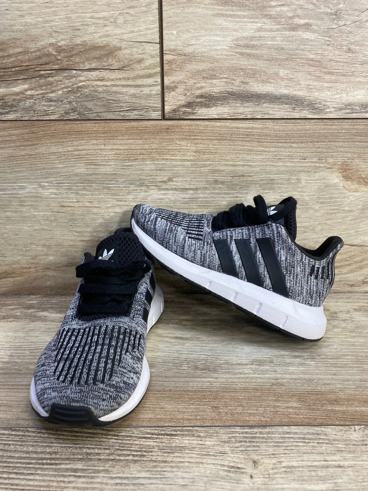 Adidas Swift Run Sneakers Grey/Black sz 11c