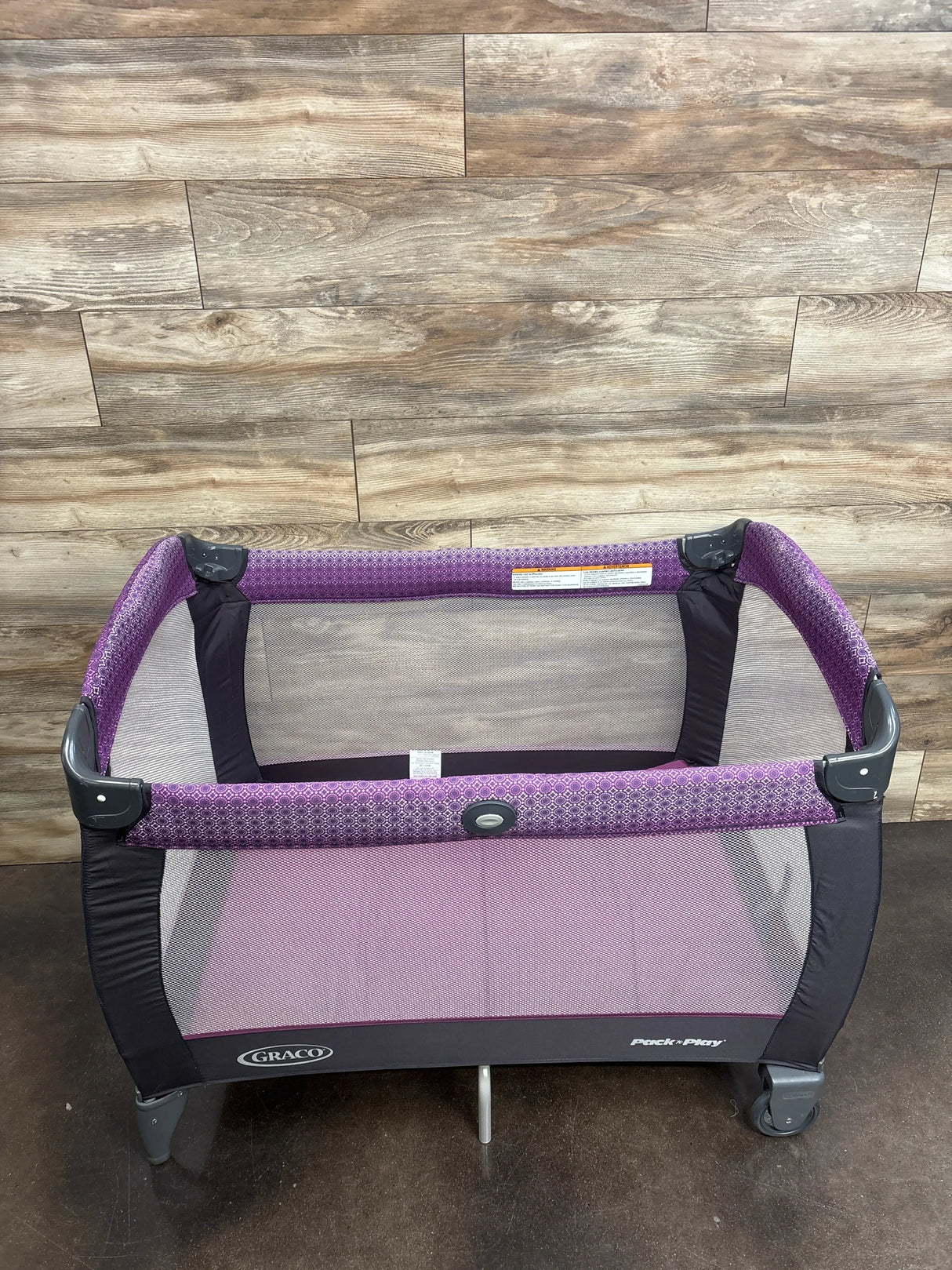Graco Pack 'n Play Playard with Reversible Seat & Changer LX in Turner